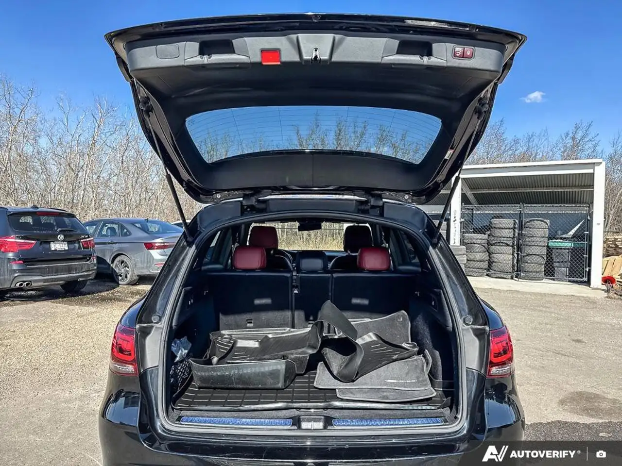 Mercedes-Benz GLC снимка Mercedes-Benz GLC