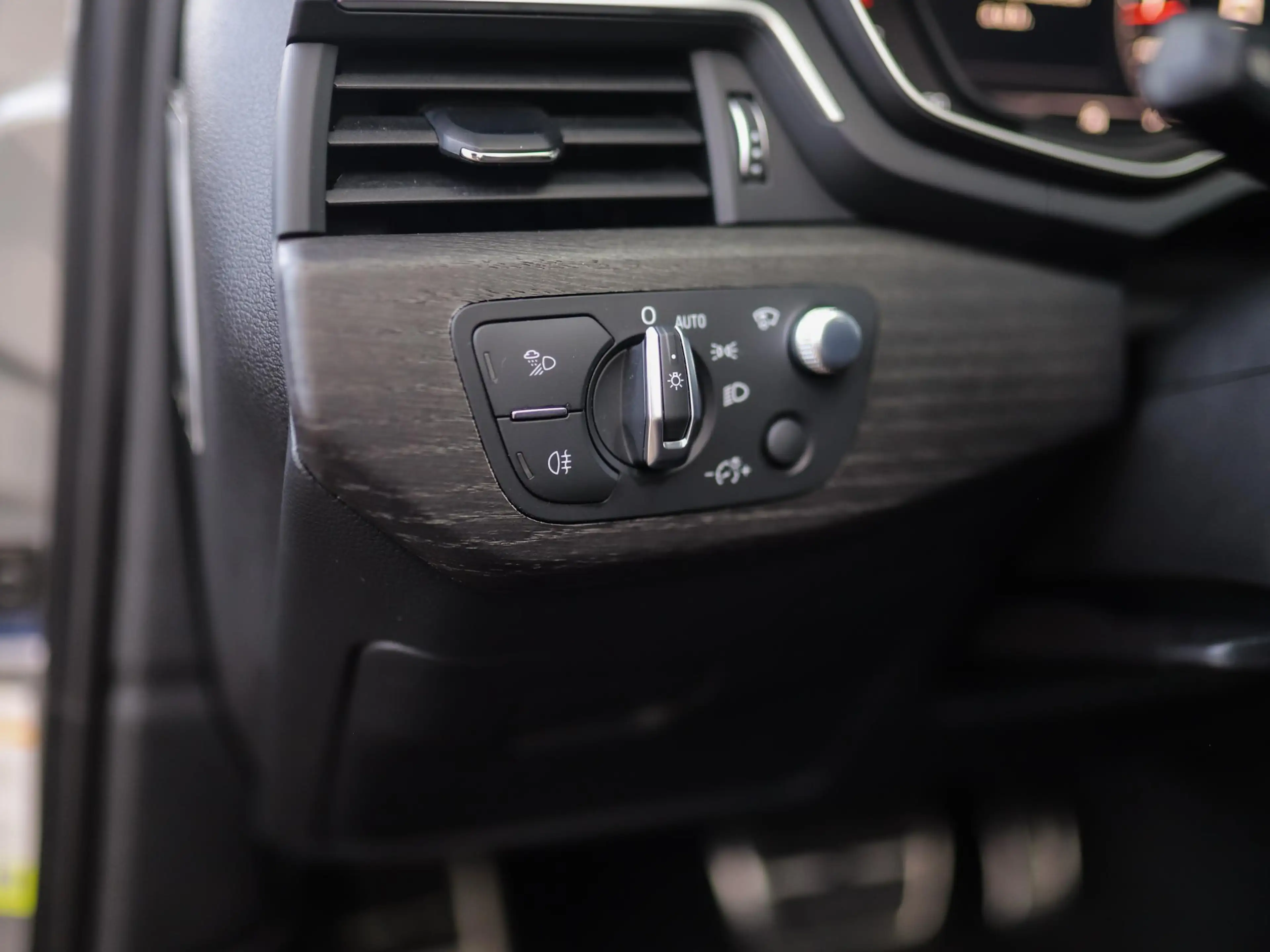 Audi RS4 A4 Avant 2.9 TFSI quattro Pro Line Plus | Massage — photo 44