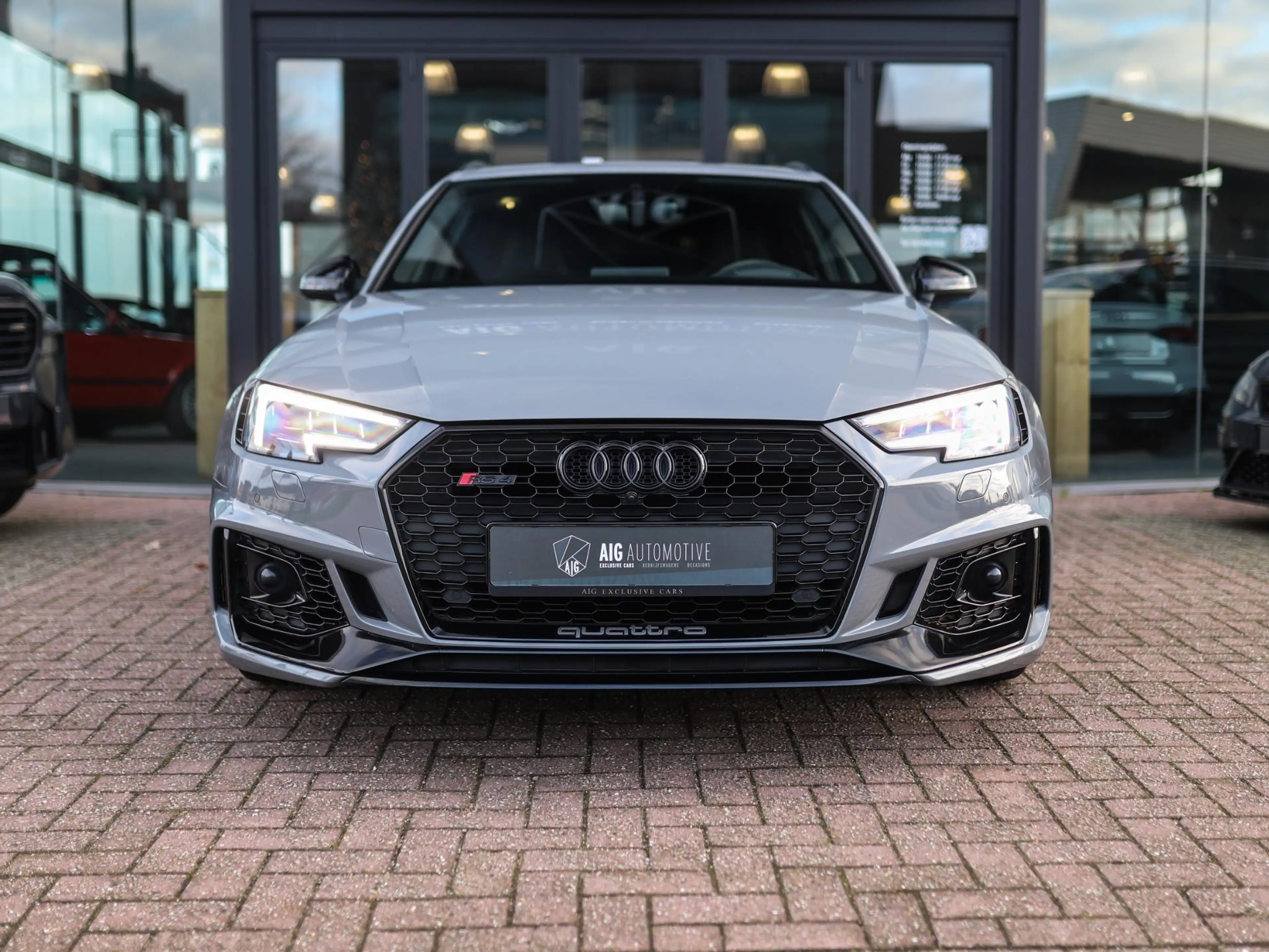 Audi RS4 A4 Avant 2.9 TFSI quattro Pro Line Plus | Massage — photo 6