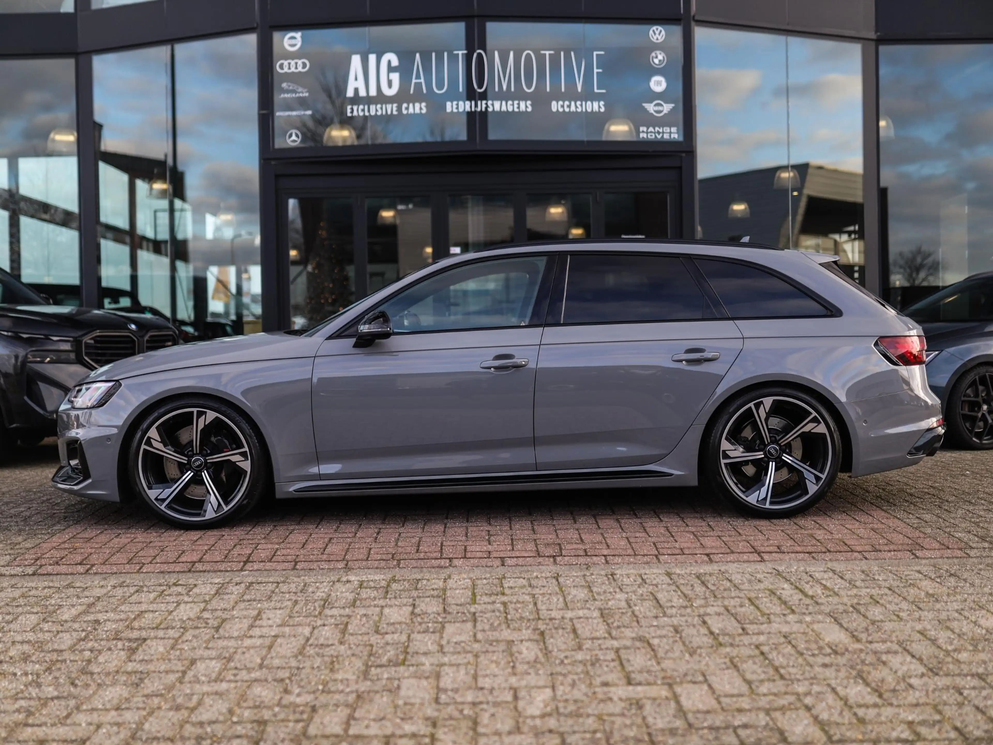 Audi RS4 A4 Avant 2.9 TFSI quattro Pro Line Plus | Massage — photo 22