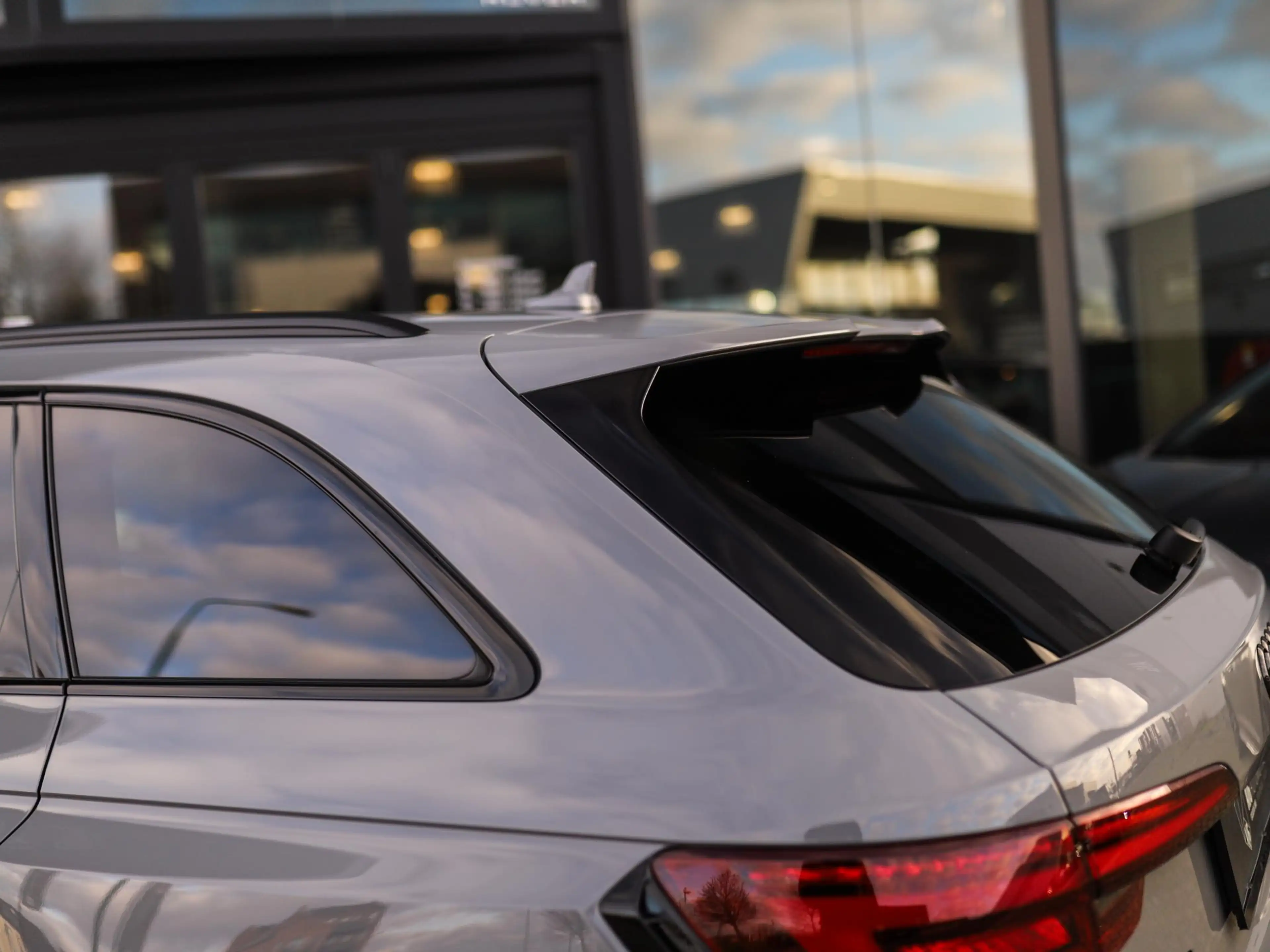 Audi RS4 A4 Avant 2.9 TFSI quattro Pro Line Plus | Massage — photo 19