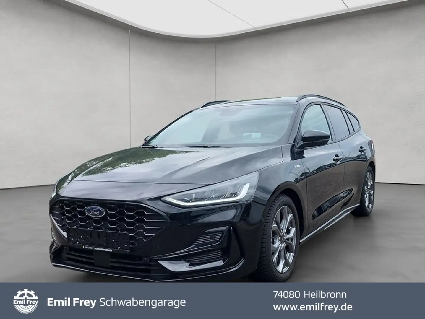 Ford Focus Turnier 1.0 EcoBoost Hybrid Aut. ST-LINE X Zwart - 1