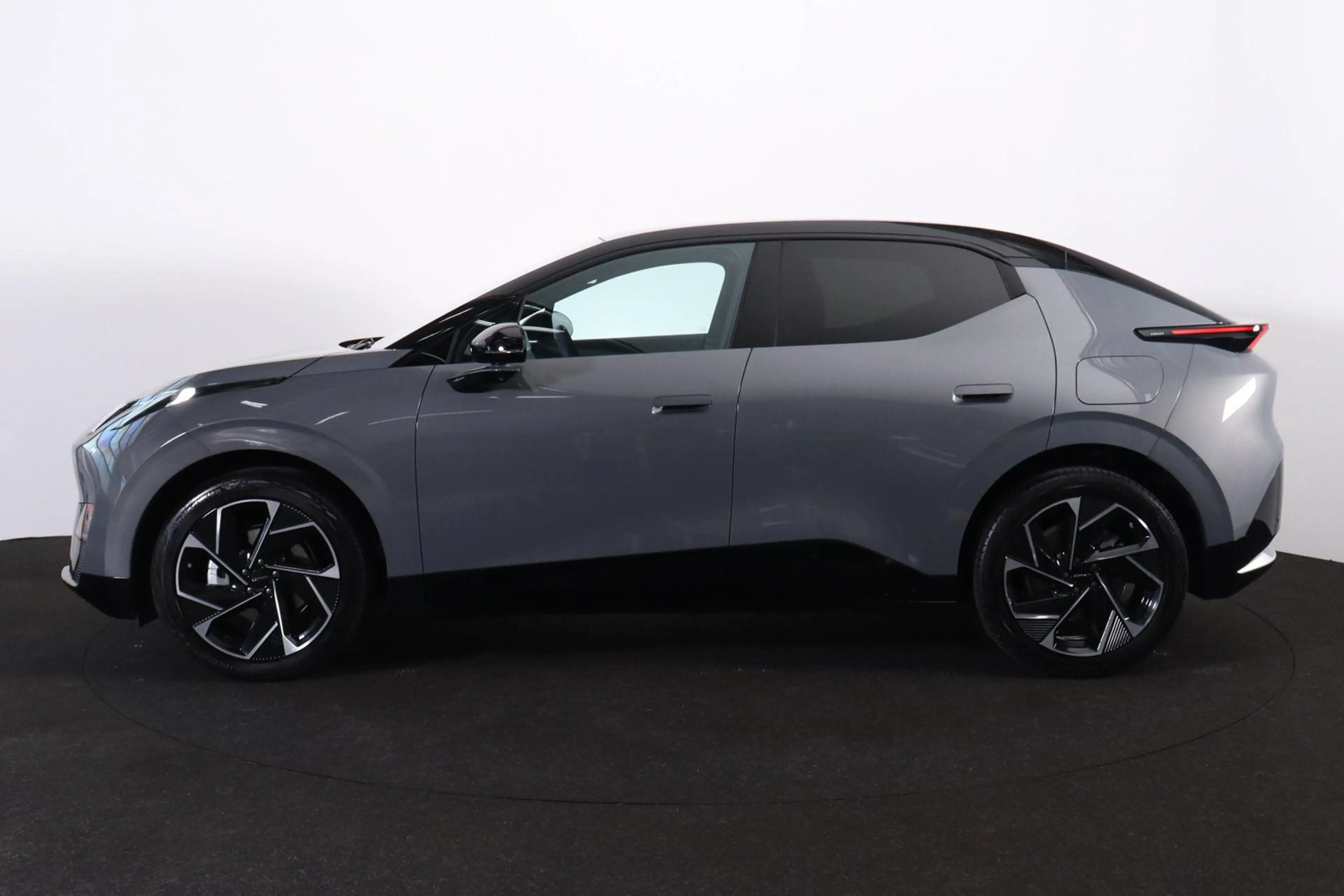 Lynk & Co 02 More 66 kWh - Panoramadak - 360º Camera - Harman/K — photo 3