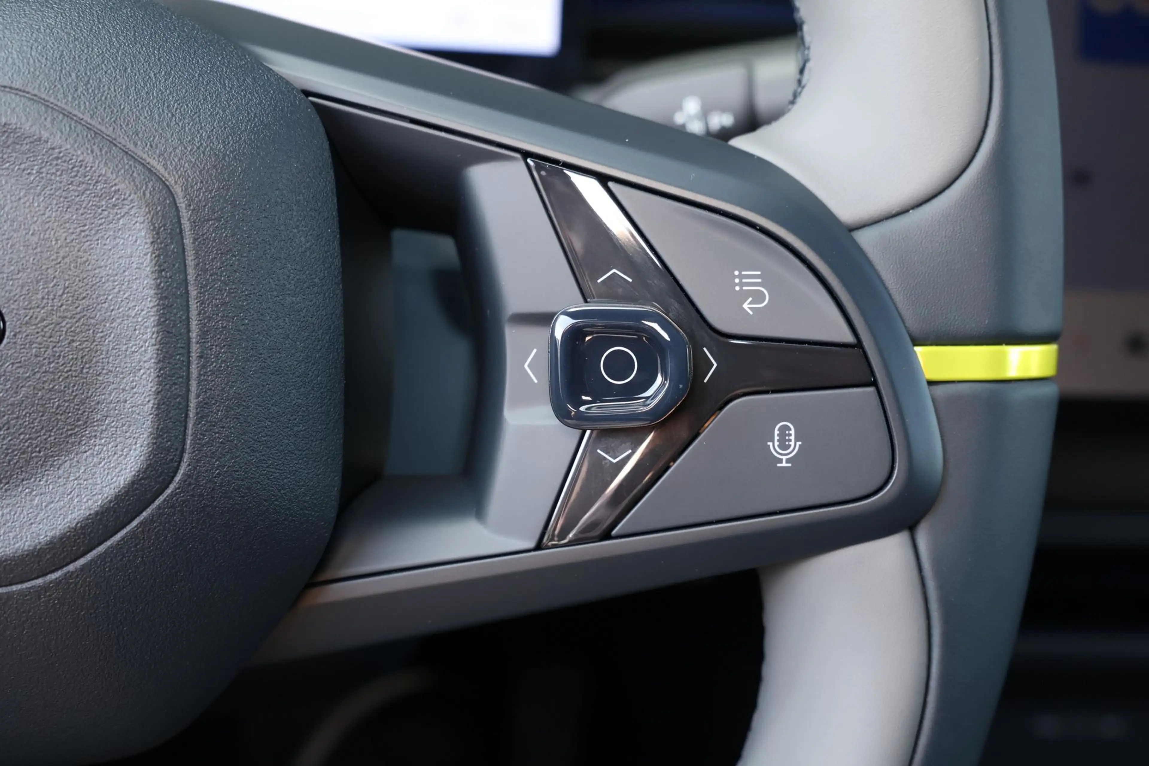 Lynk & Co 02 More 66 kWh - Panoramadak - 360º Camera - Harman/K — photo 8