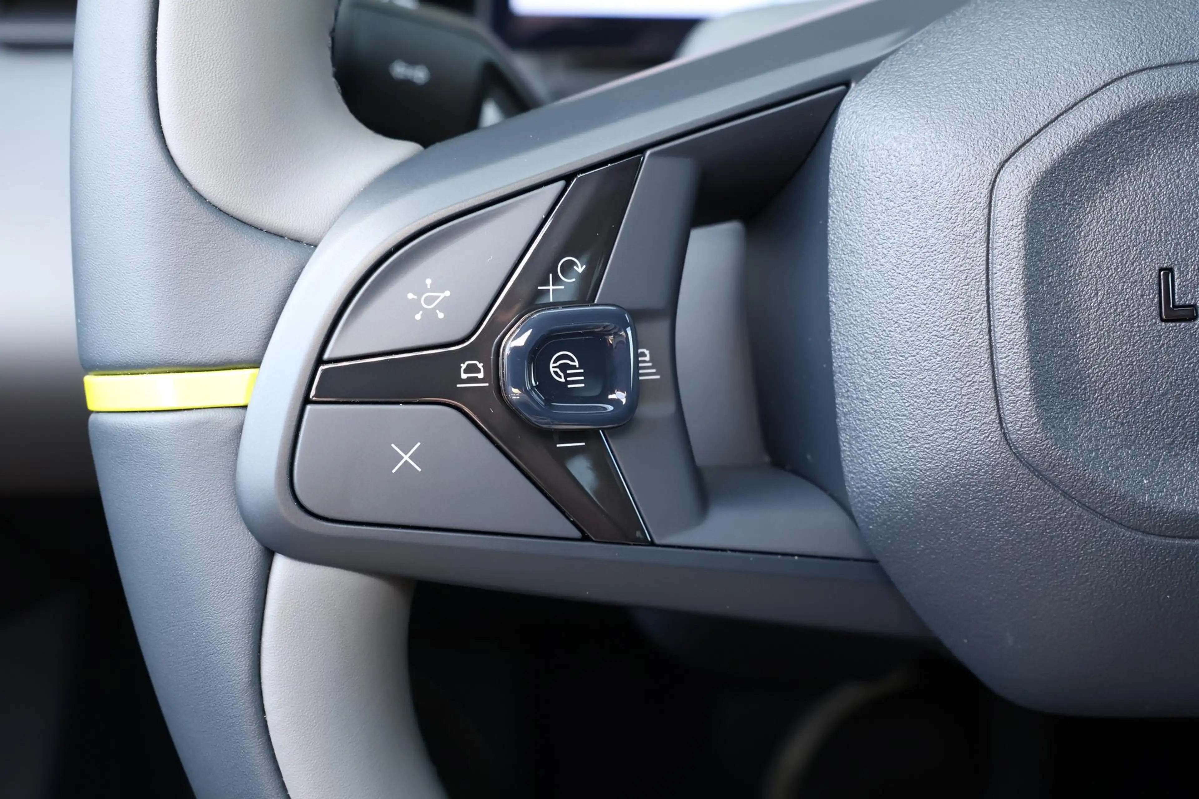 Lynk & Co 02 More 66 kWh - Panoramadak - 360º Camera - Harman/K — photo 9