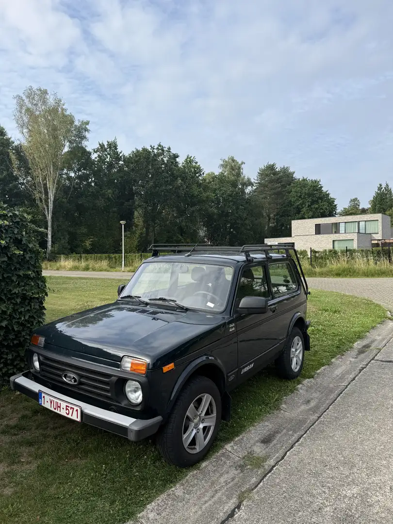 Lada Urban 4x4 - 1