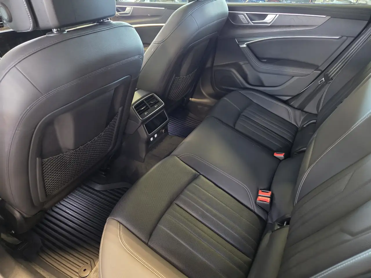 Audi A7 снимка Audi A7