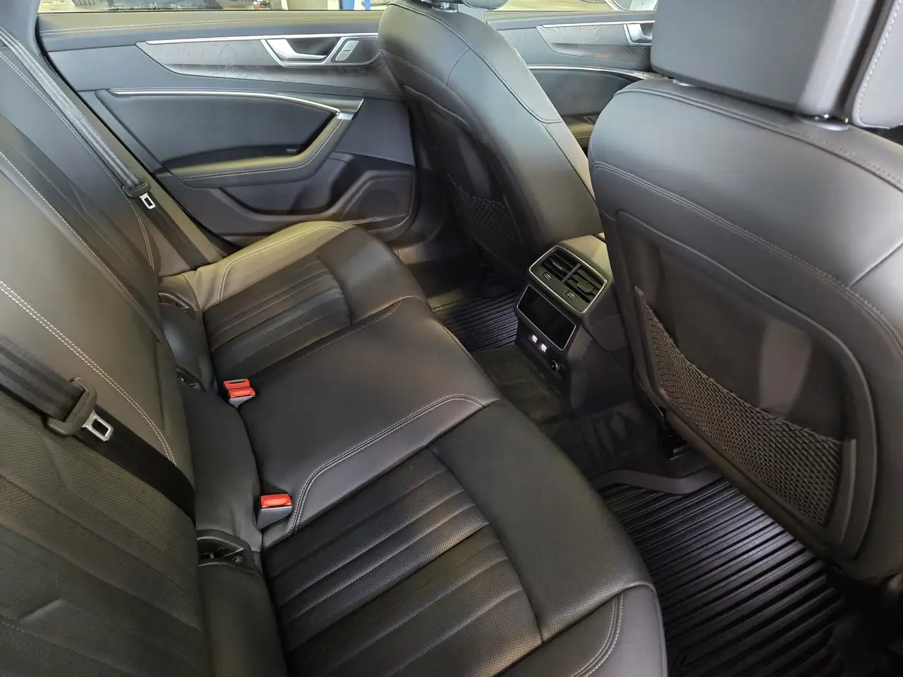 Audi A7 снимка Audi A7