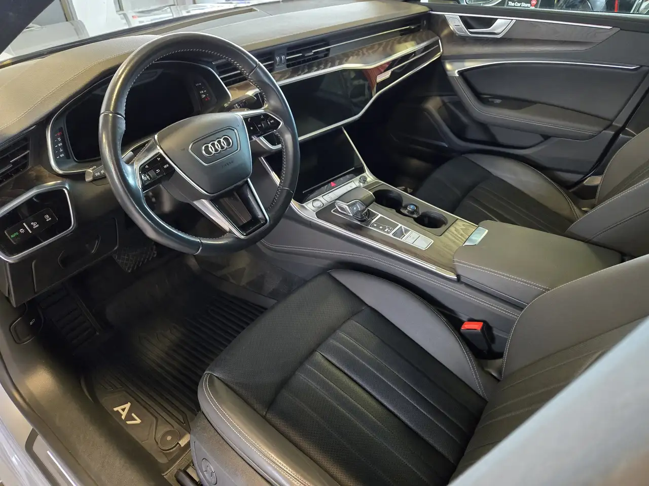 Audi A7 снимка Audi A7