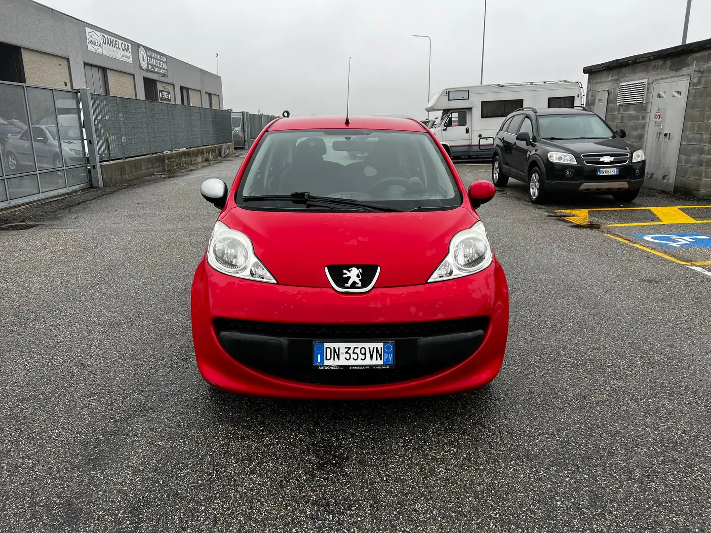 Peugeot 107 107 2008 5p 1.0 12v Sweet Years Rood - 1