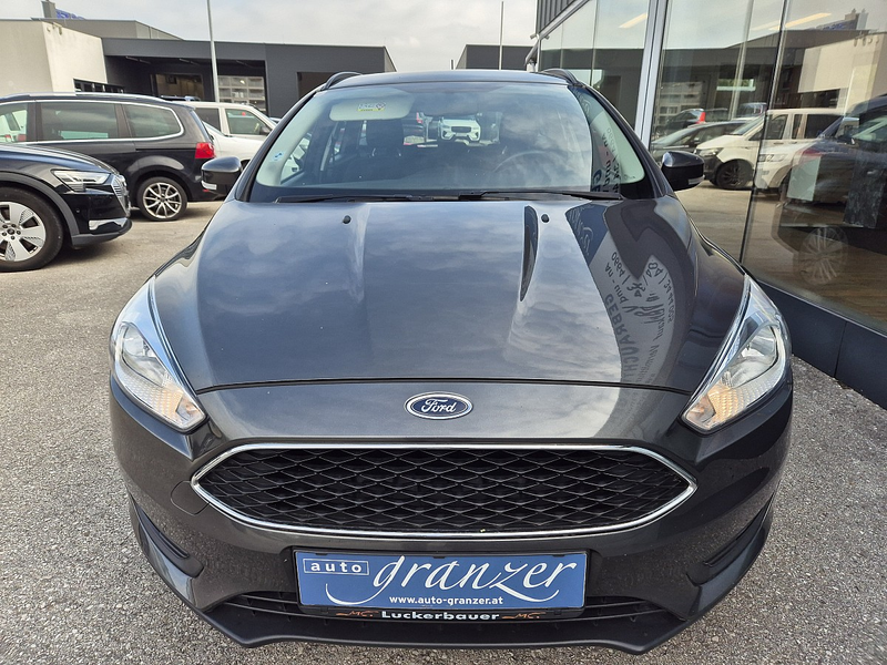 Ford Focus Traveller 1,0 EcoBoost Trend — photo 3