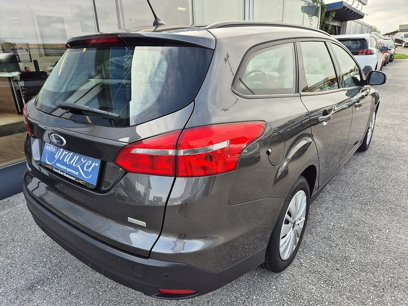 Ford Focus Traveller 1,0 EcoBoost Trend — photo 7