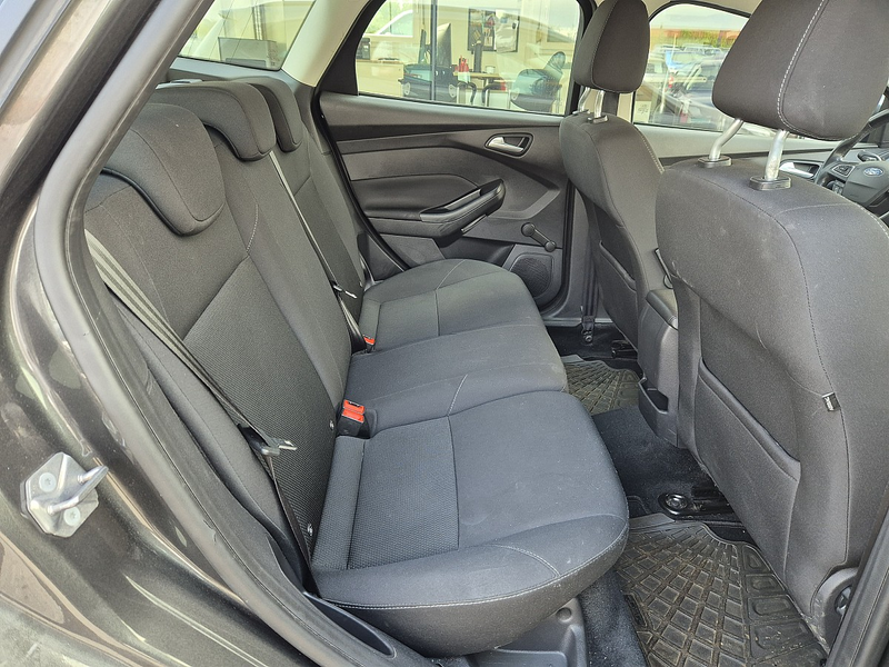 Ford Focus Traveller 1,0 EcoBoost Trend — photo 13