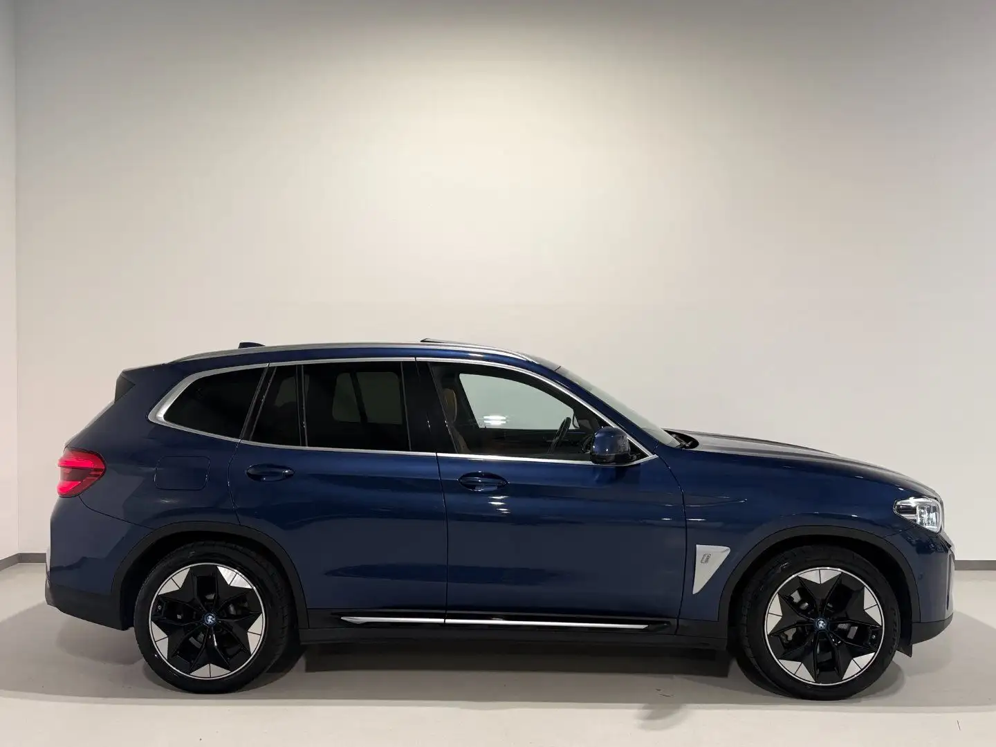 BMW iX3 Impressive/HEAD-UP/Panorama/AHK/360*Grad-Kamera/H Blau - 2