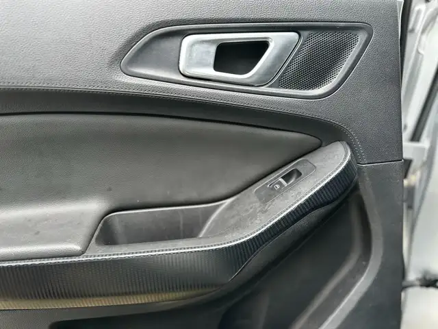 DR Automobiles DR4.0 view 22