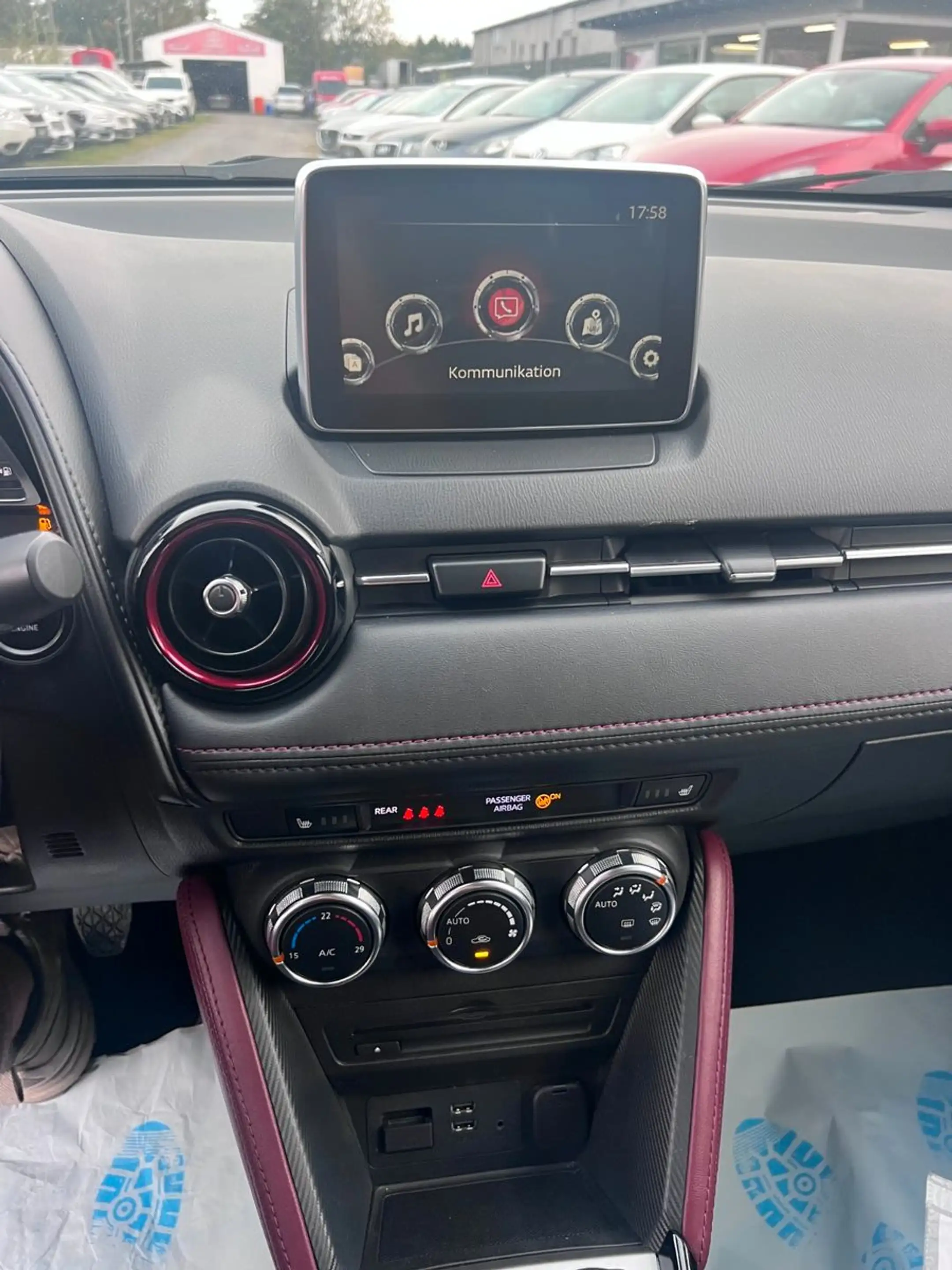 Mazda CX-3 Sports-Line AWD Navi Kamera Leder Head-up — photo 15