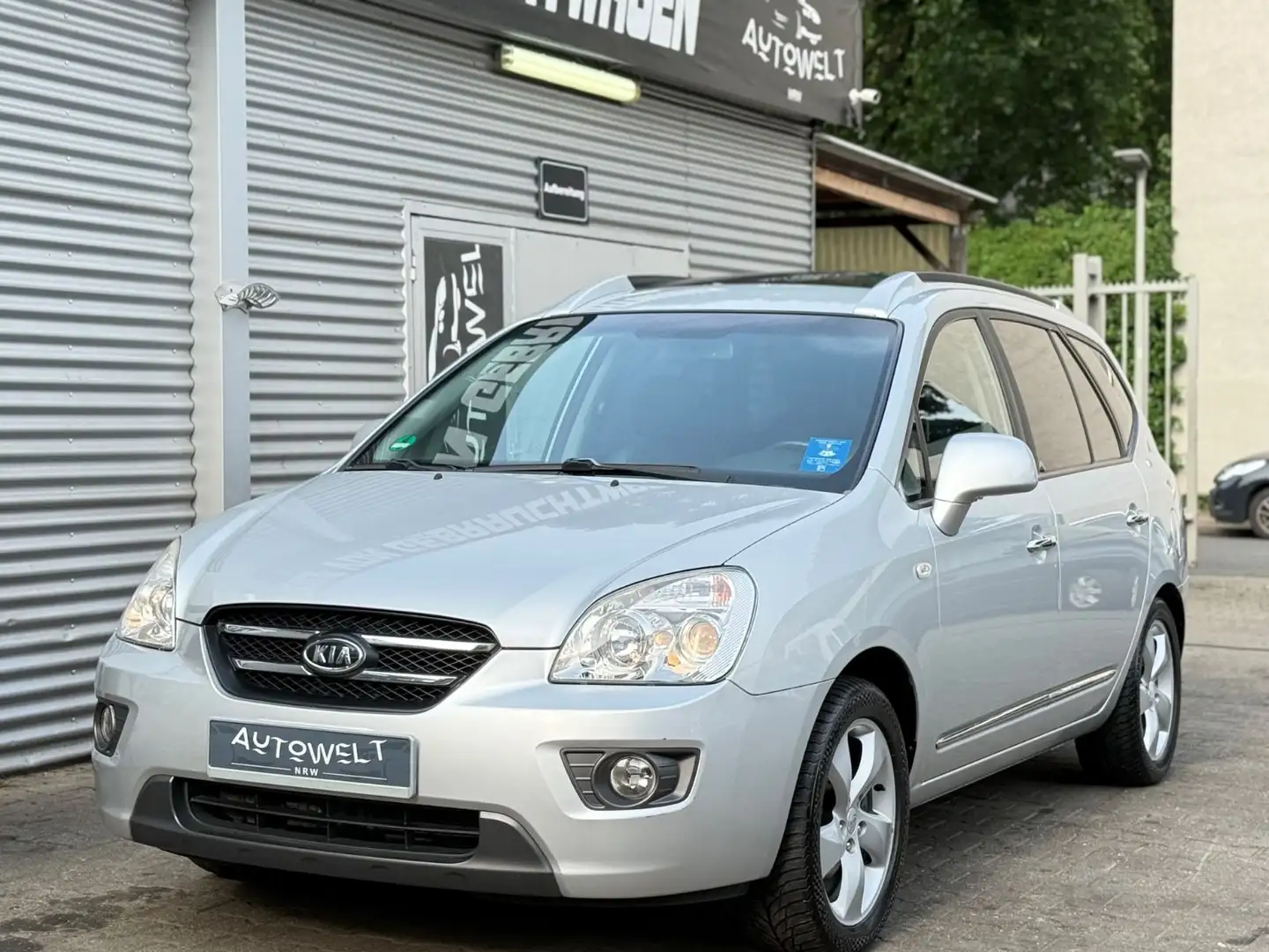 Kia Carens 2.0 CRDi EX Top *7-SITZER*AHK*T-LEDER* Plateado - 2