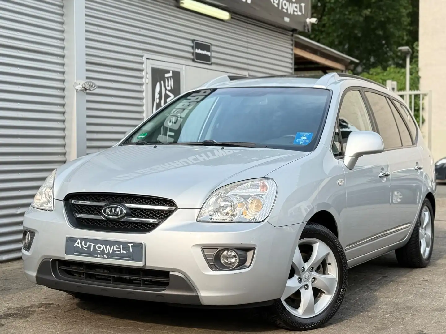 Kia Carens 2.0 CRDi EX Top *7-SITZER*AHK*T-LEDER* Plateado - 1