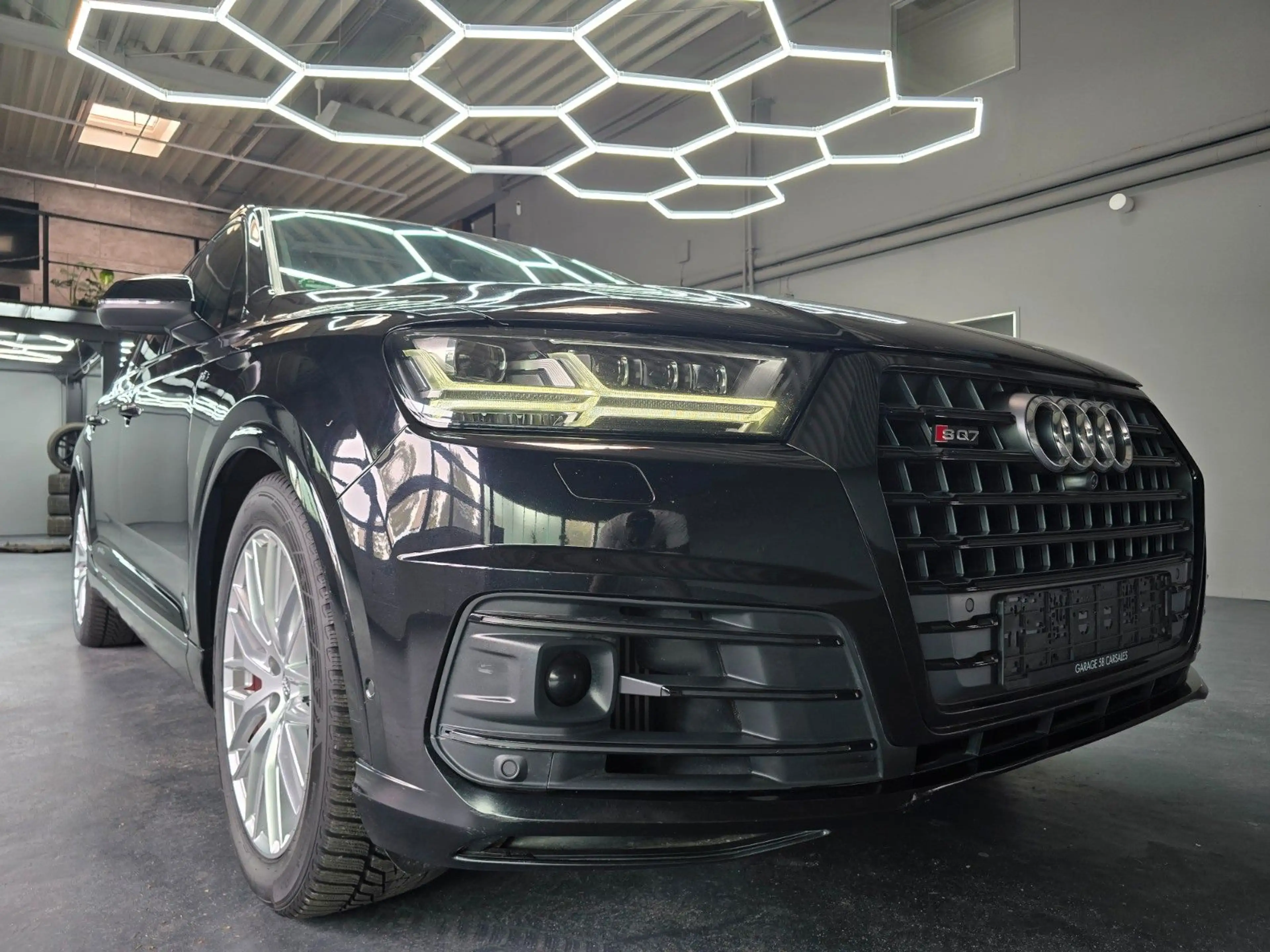 Audi SQ7 V8TDI/Bang&Olufsen/StandHzg/7Sitzer/Panorama — photo 6