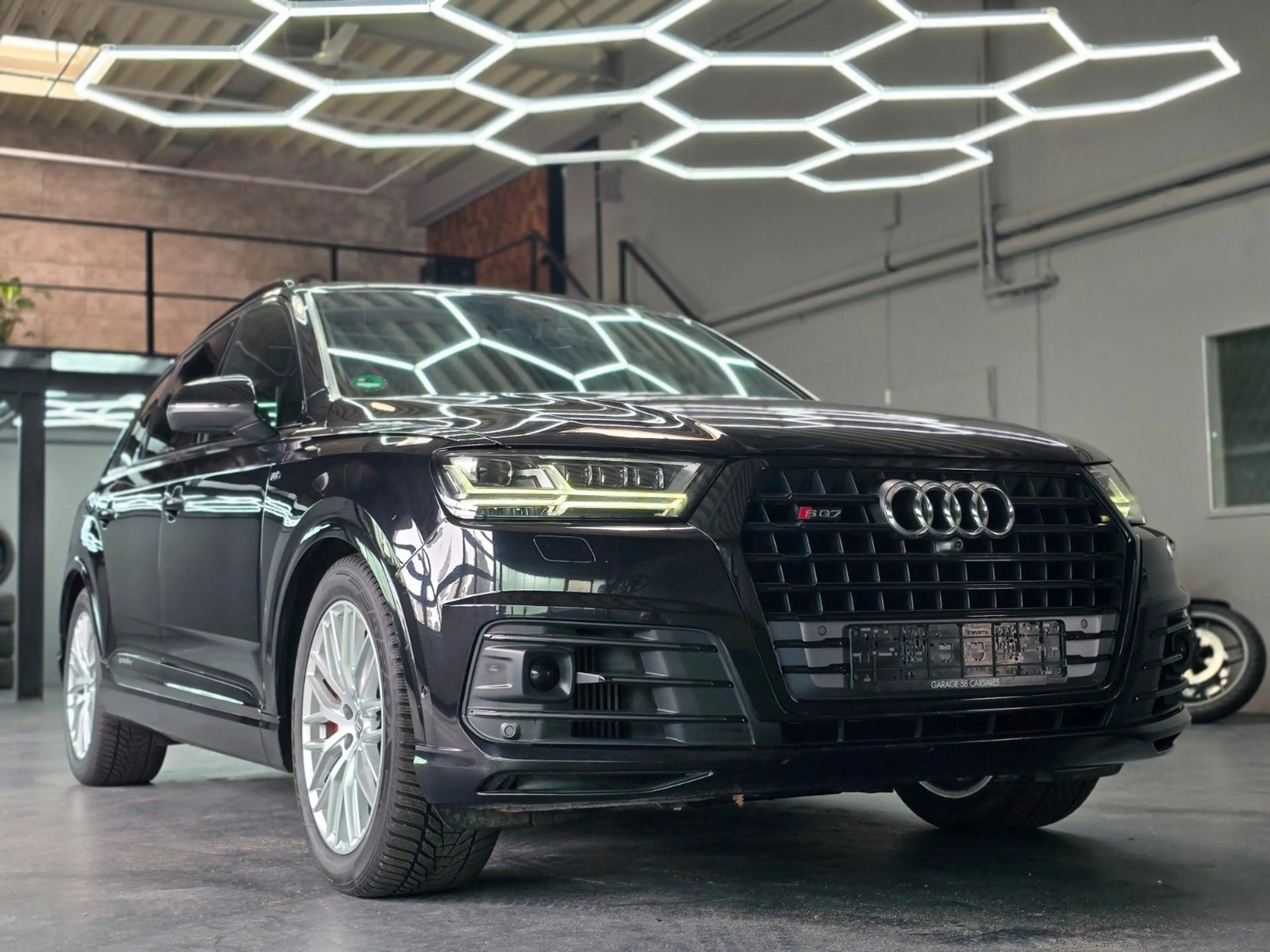 Audi SQ7 V8TDI/Bang&Olufsen/StandHzg/7Sitzer/Panorama