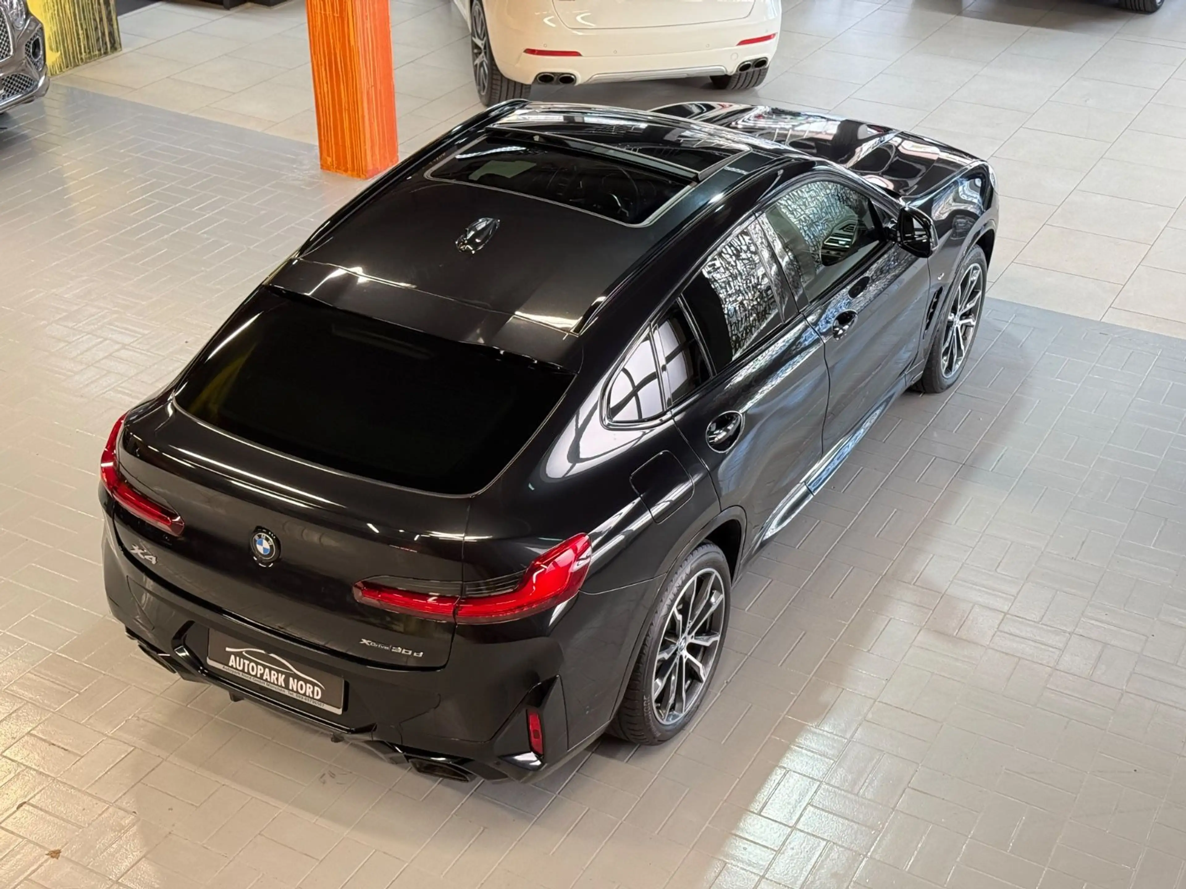BMW X4 xDrive 30d M Sport LASER~STANDHZG~PANO~HEADUP — photo 10