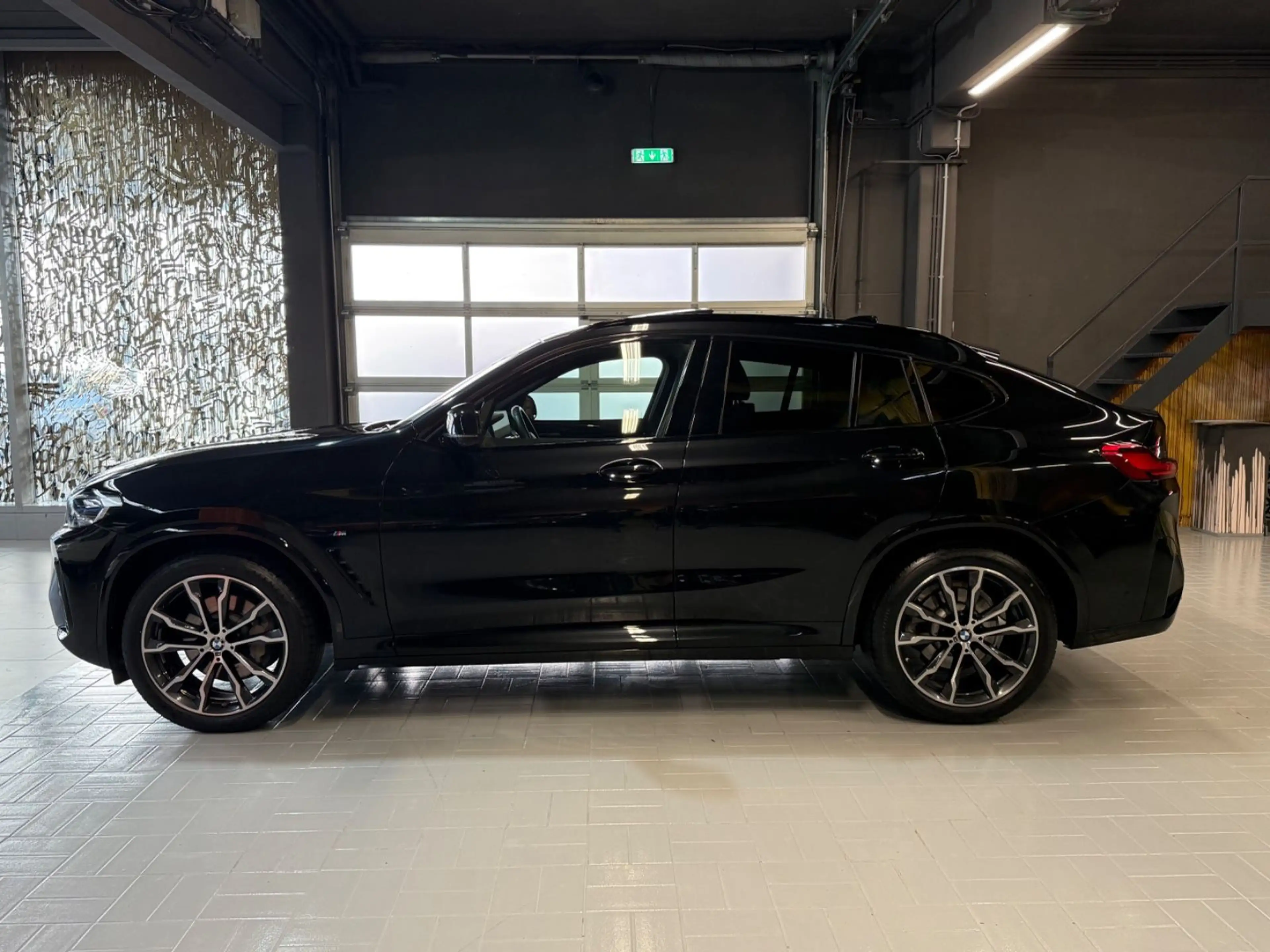 BMW X4 xDrive 30d M Sport LASER~STANDHZG~PANO~HEADUP — photo 4