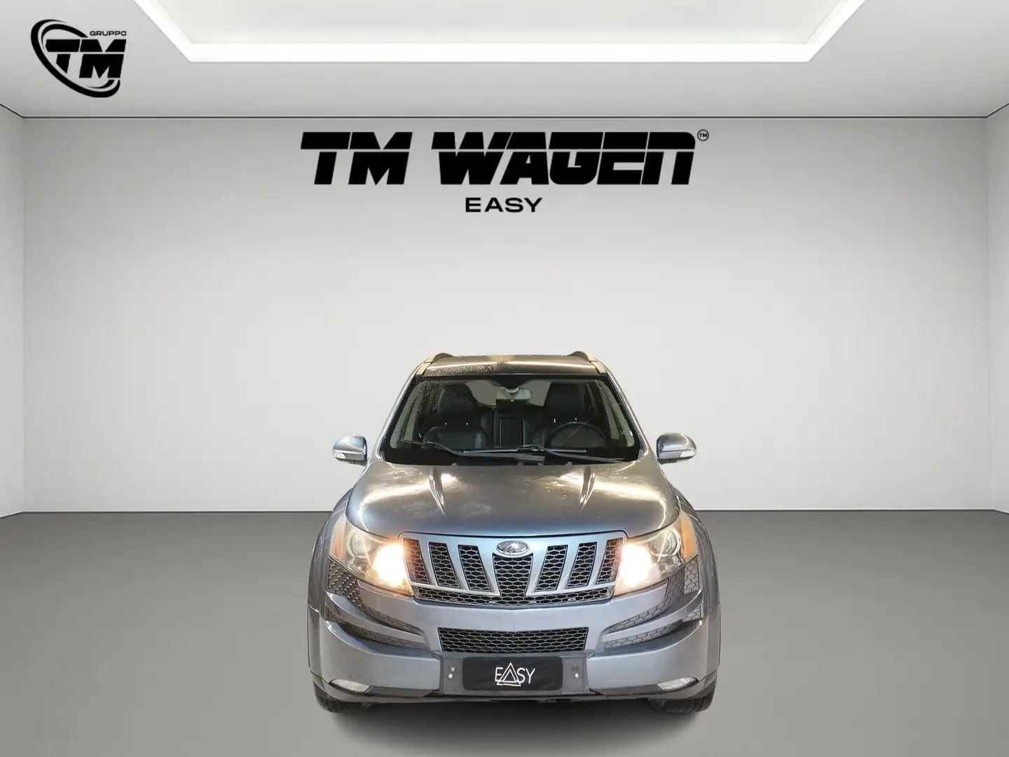 Mahindra XUV500 2.2 fwd M1 - NEOPATENTATI Negro - 2