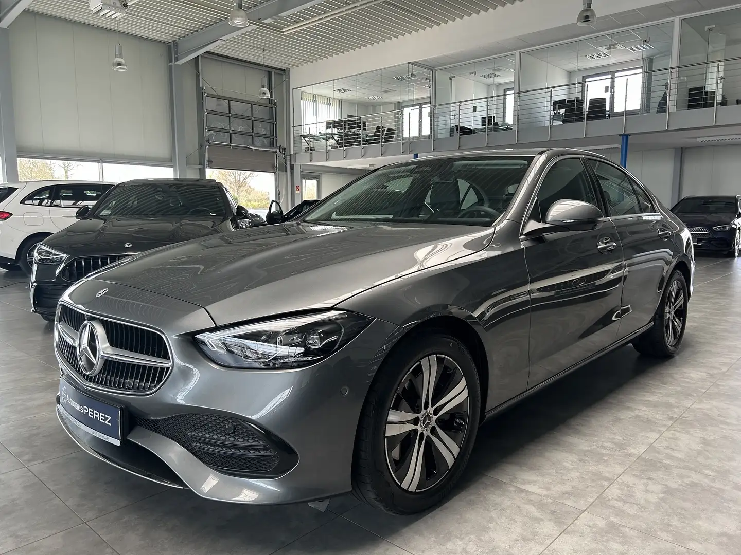 Mercedes-Benz C 220 d AVANTGARDE-SCHIEBEDACH-DISTRONIC-360-LED Gris - 2