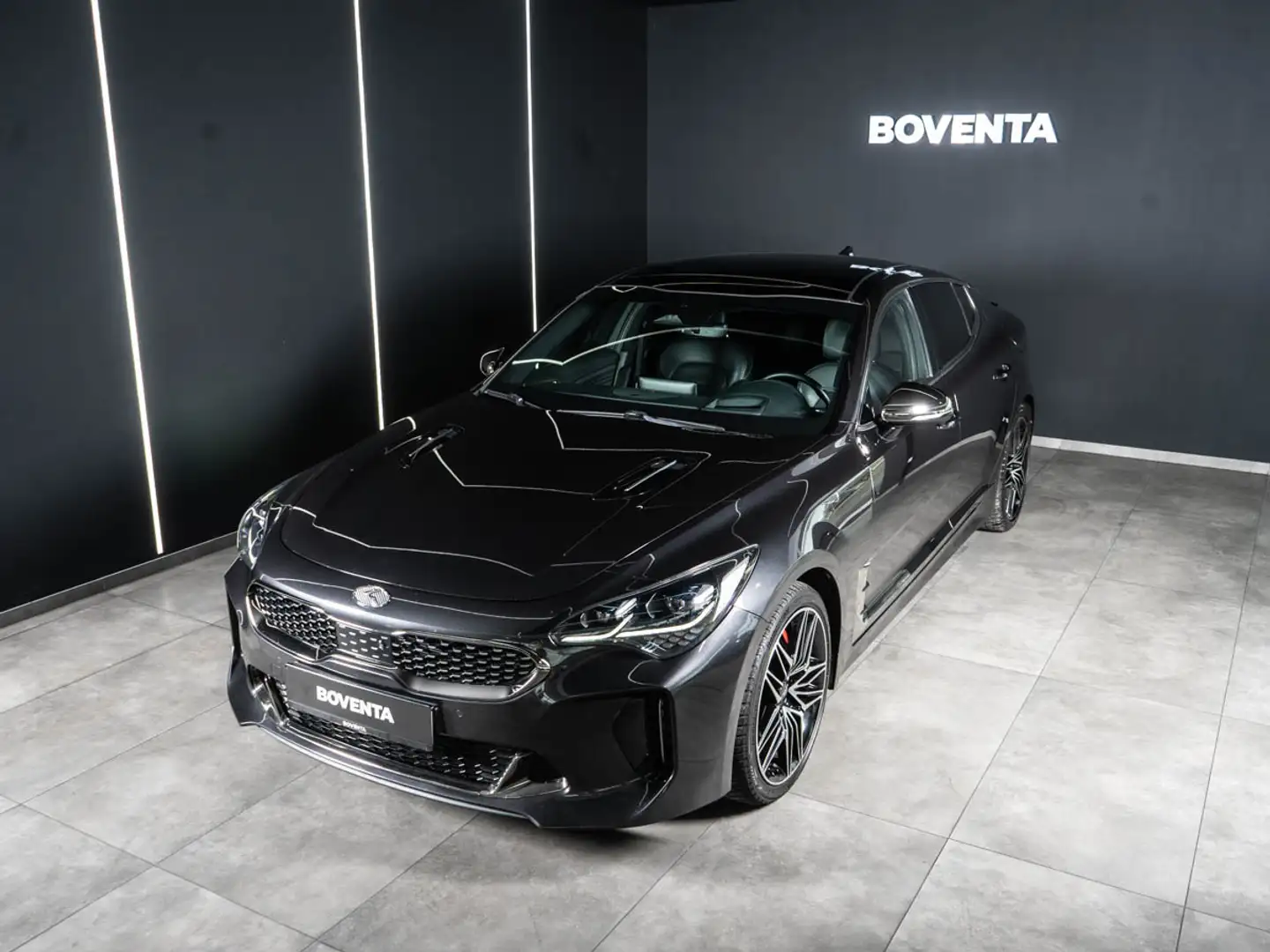 Kia Stinger GT 3.3 V6 T-GDI 4WD - 2