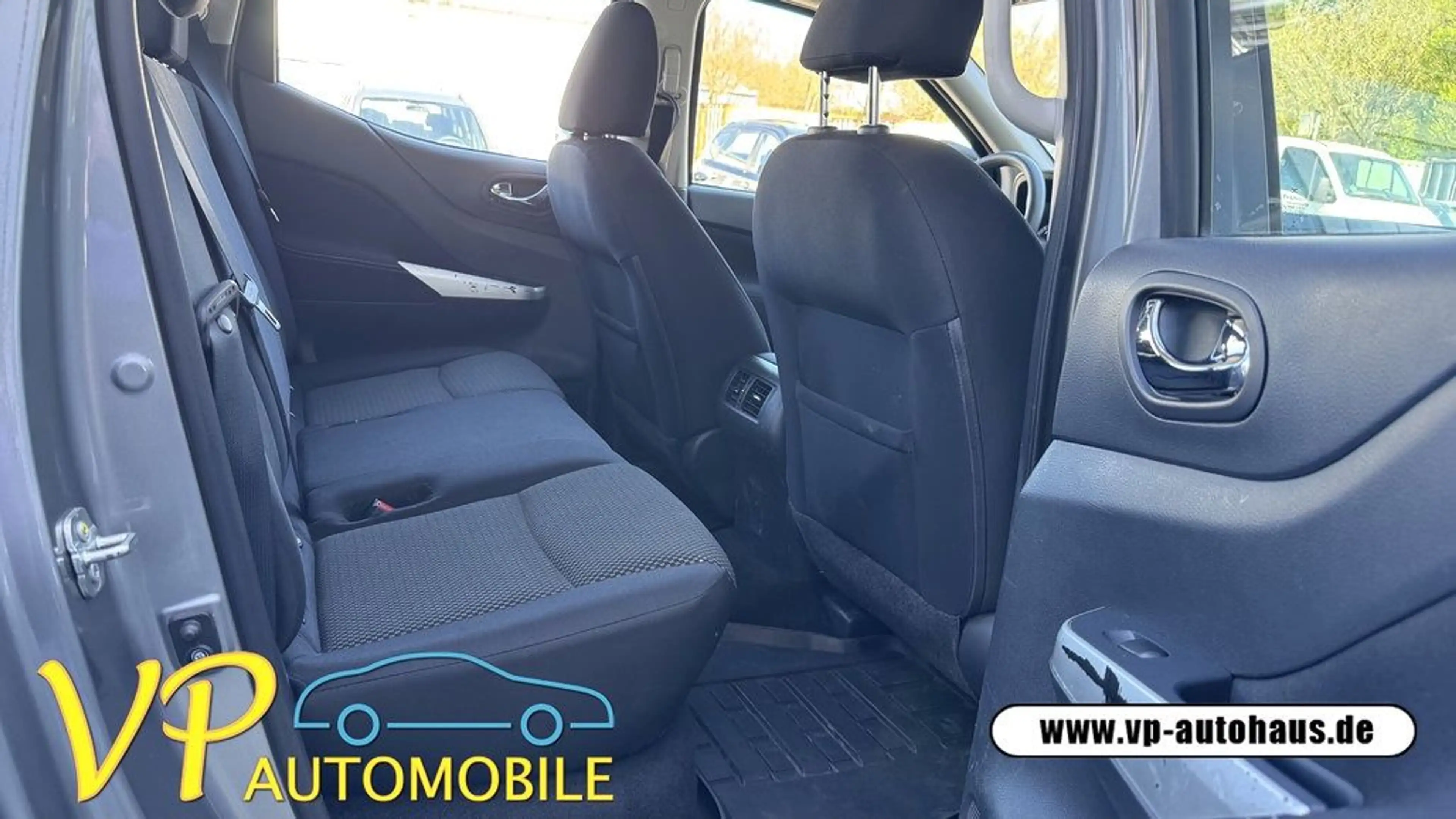 Nissan Navara NP300 Acenta Double Cab 4x4 AHK 3,5t — photo 15