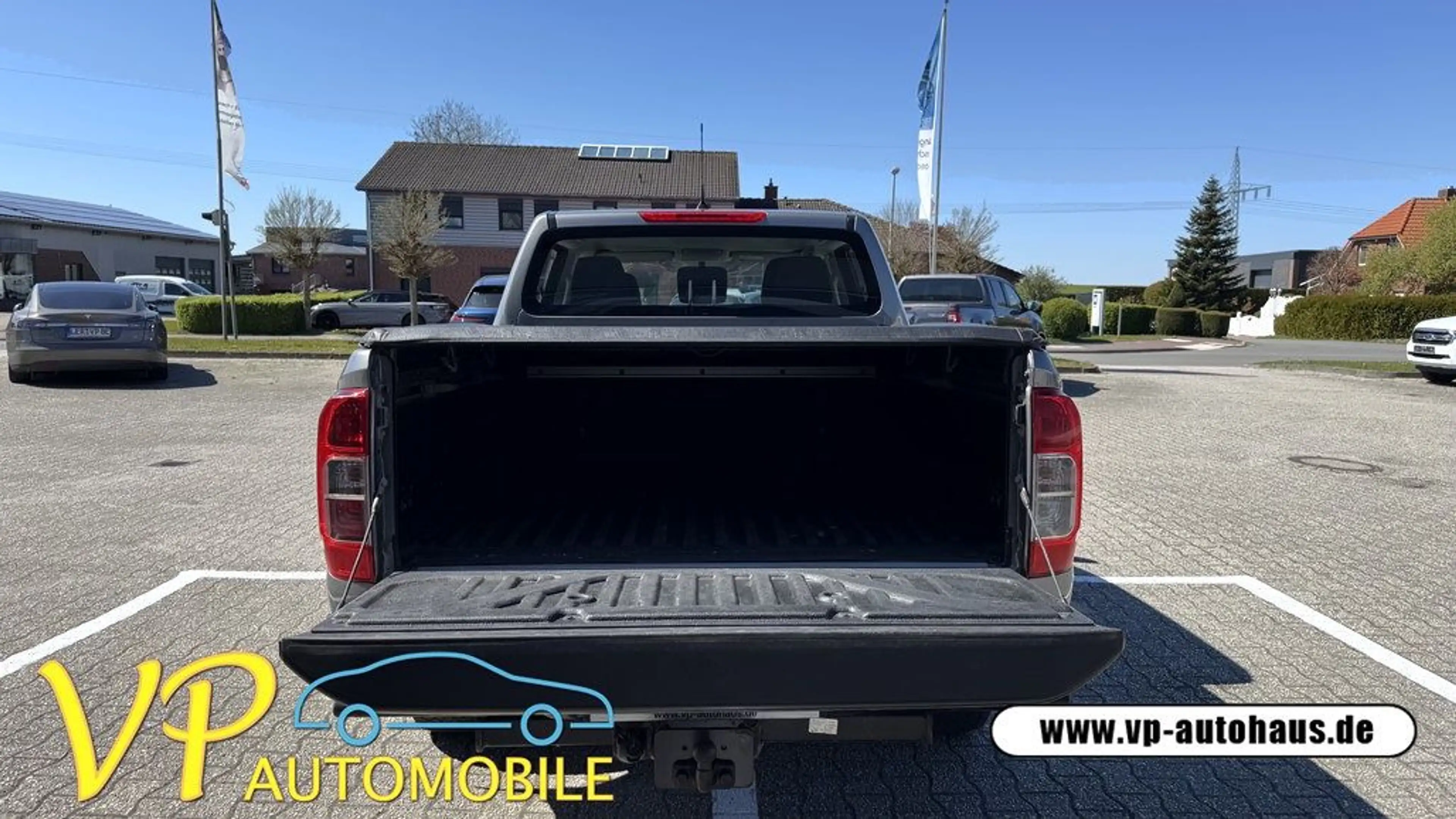 Nissan Navara NP300 Acenta Double Cab 4x4 AHK 3,5t — photo 9