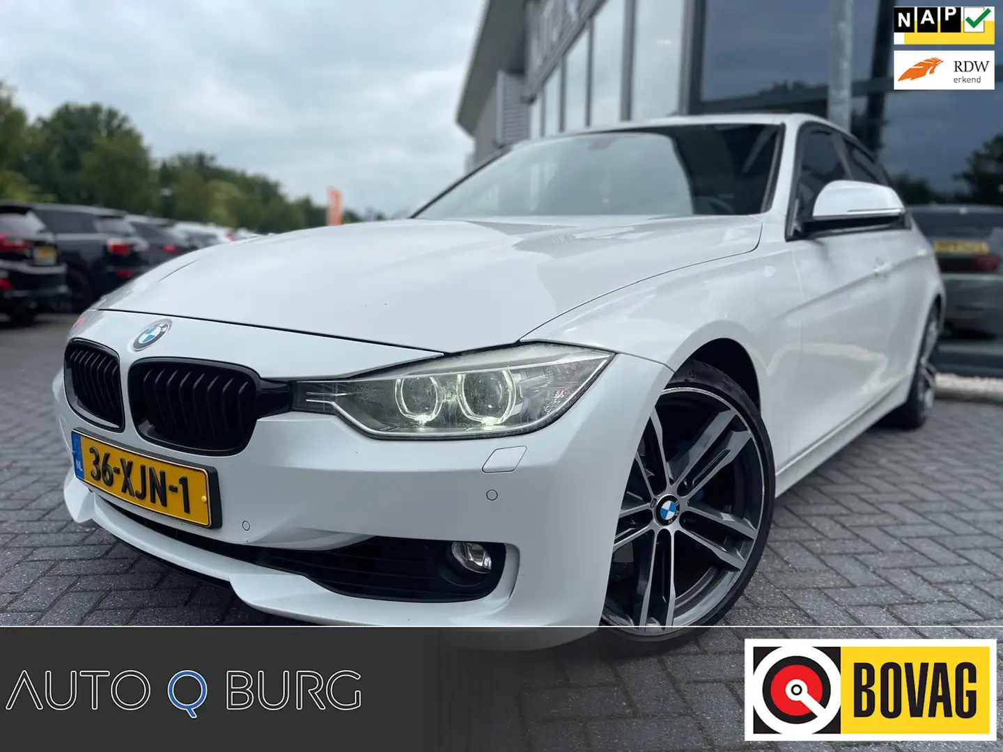 BMW 320 3-serie 320i High Executive | M Sport | Automaat | Wit - 1