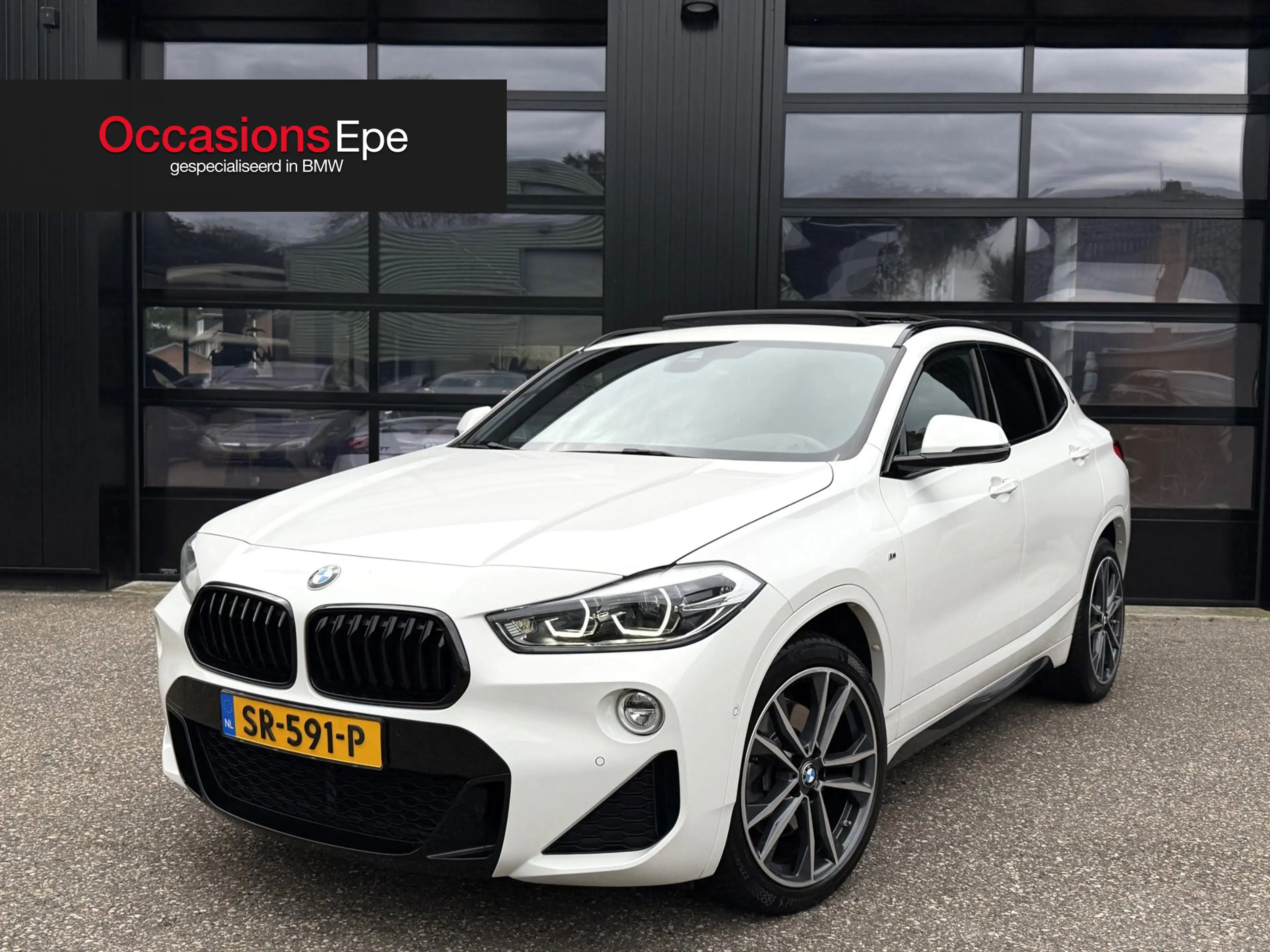BMW X2 SDrive20i M-Sport Panoramadak Headup Harman Kardon