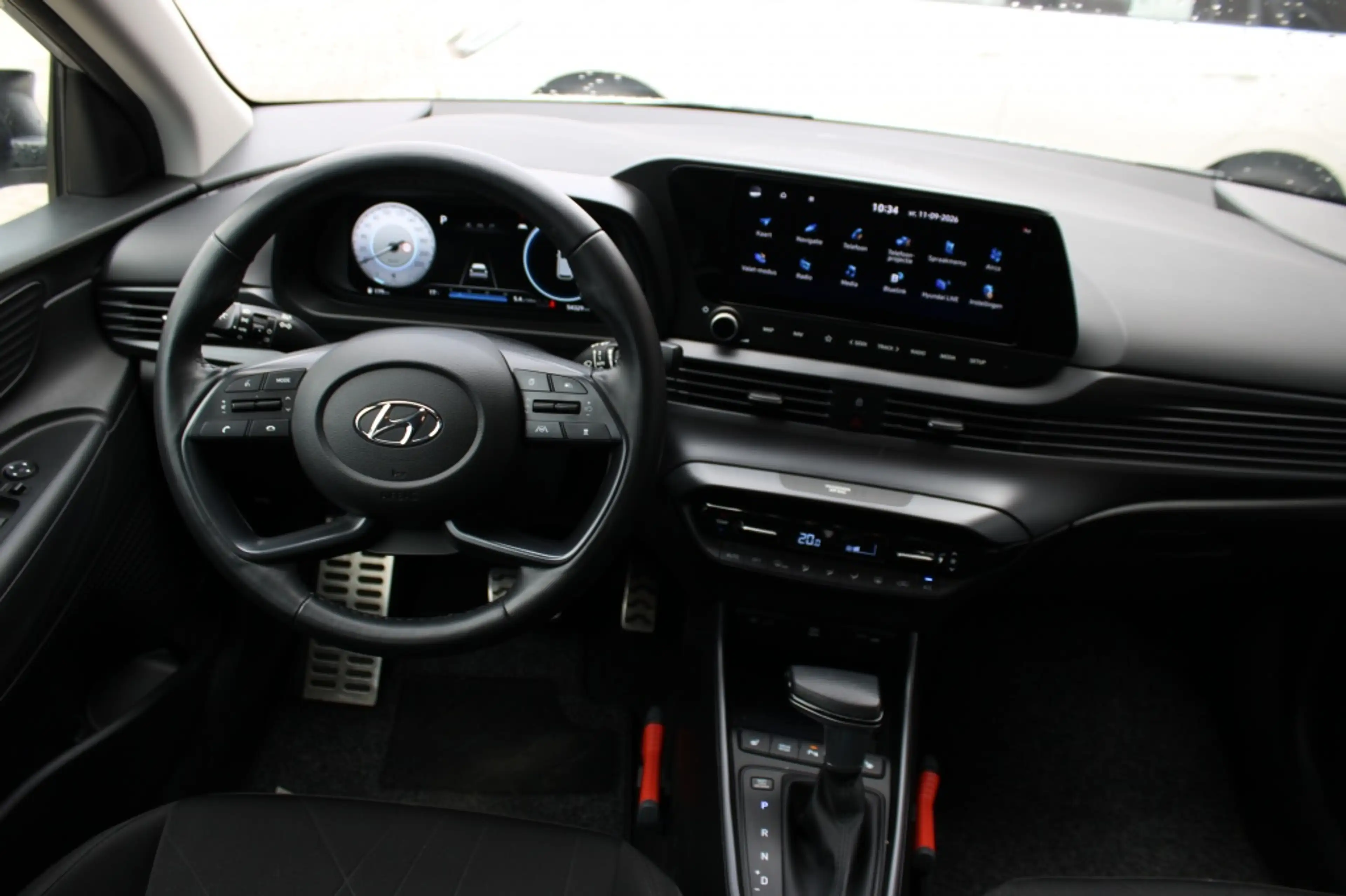 Hyundai BAYON 1.0 T-GDI Premium Sky | Trekhaak | Pano | Clima | — photo 2