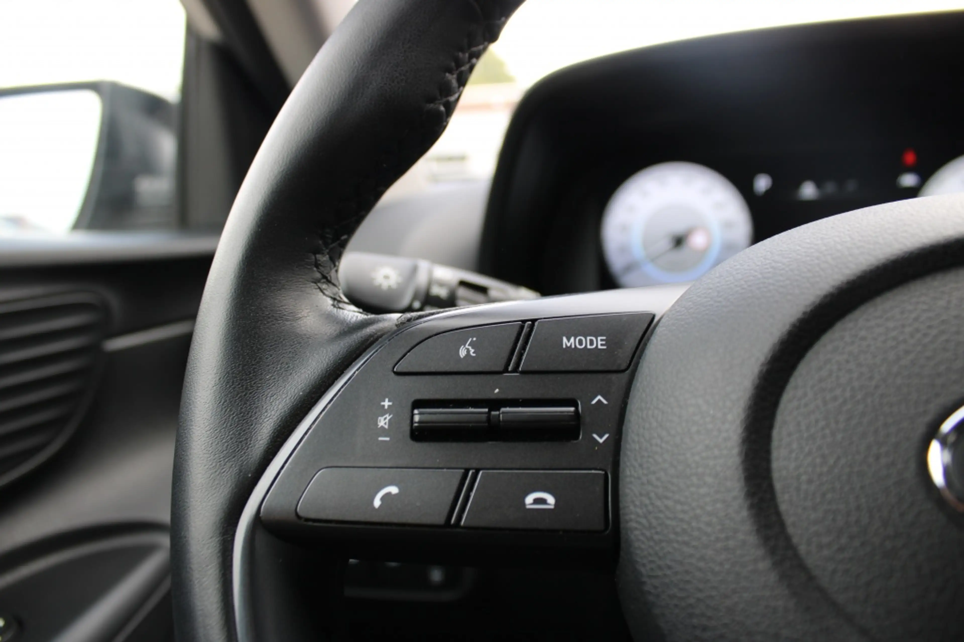 Hyundai BAYON 1.0 T-GDI Premium Sky | Trekhaak | Pano | Clima | — photo 15
