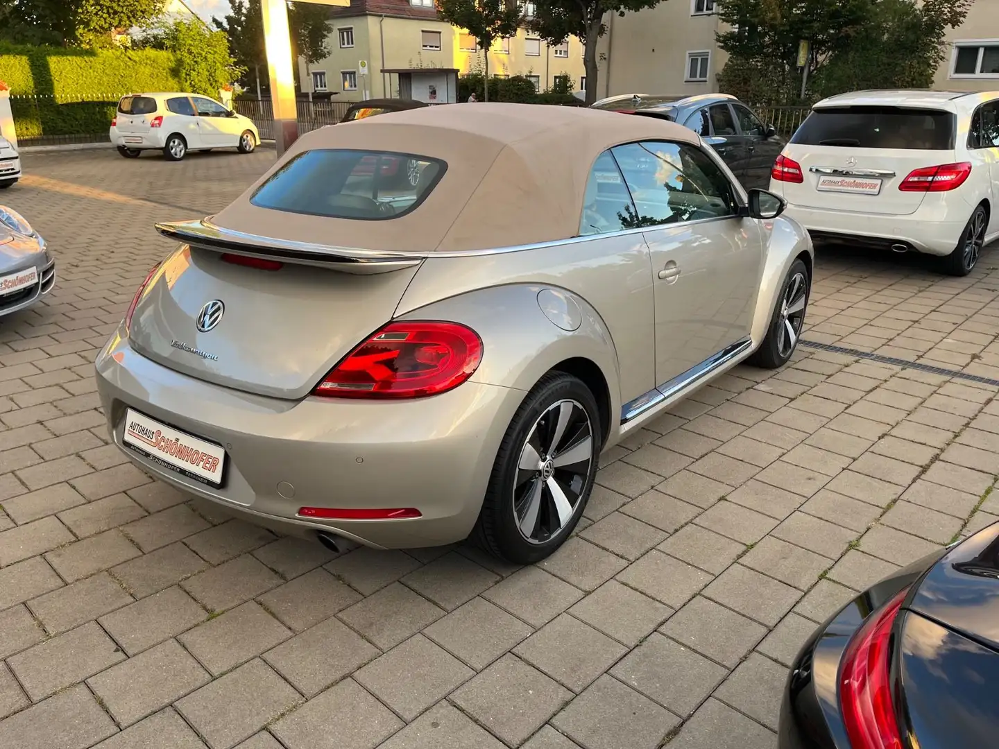 Volkswagen Beetle Cabrio 2.0 Sport Aut.Klima Xen. Leder PDC Silber - 2