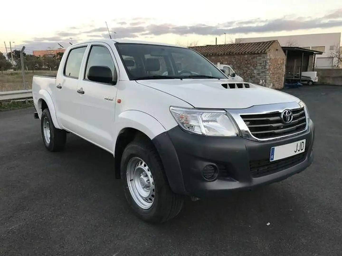 Toyota Hilux 2.5D-4D Cabina Doble GX 4x4 Blanco - 2