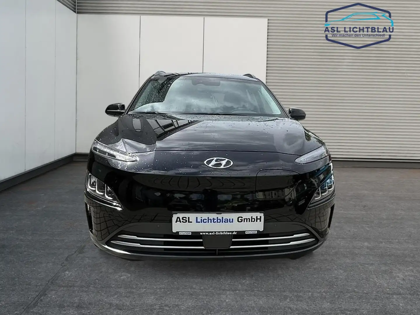 Hyundai KONA Elektro (100kW) TREND Navigationspaket 100kW Schwarz - 2