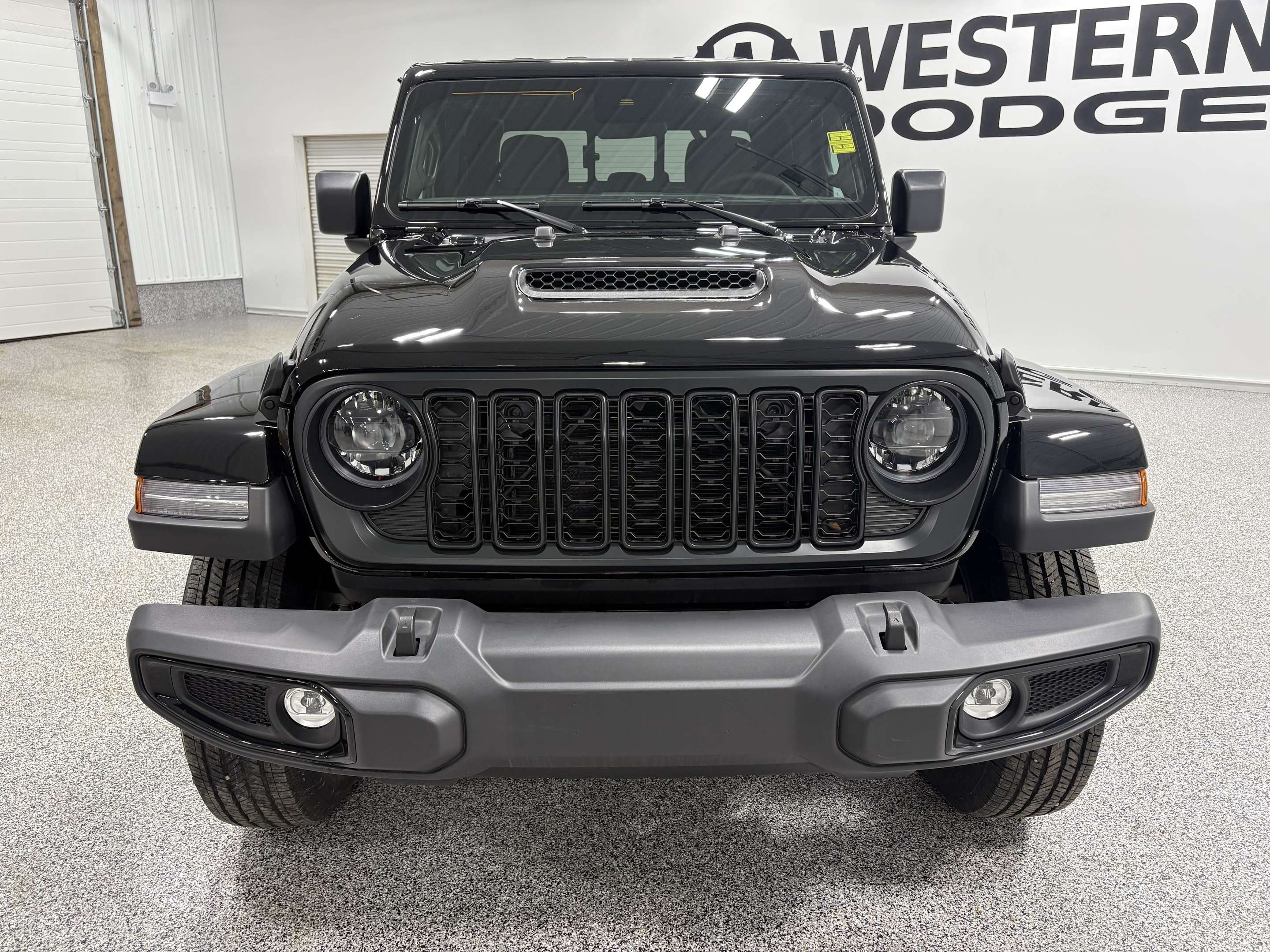 2025 Jeep Gladiator