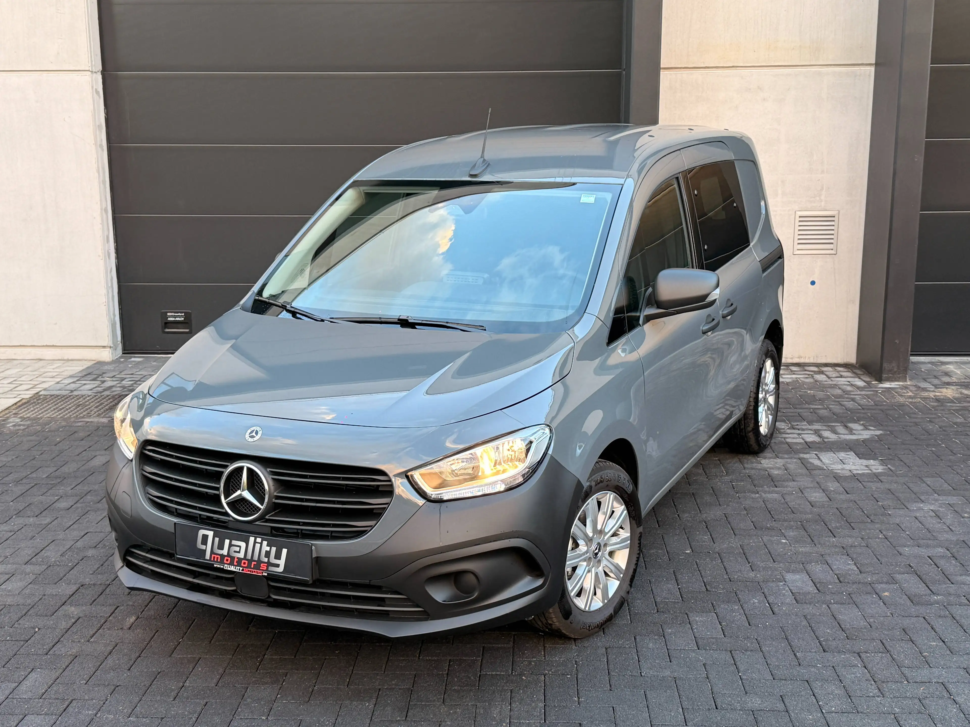 Mercedes-Benz Citan Citan 1.3 // 2X SCHUIFDEUR // CARPLAY // CAMERA // NAVIGATIE // 3-ZITPLAATSEN // ALS NIEUW !! — photo 3