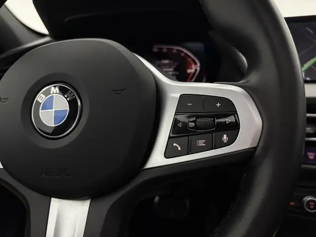 BMW 1 Series view 21