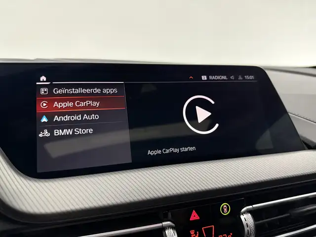 BMW 1 Series view 24