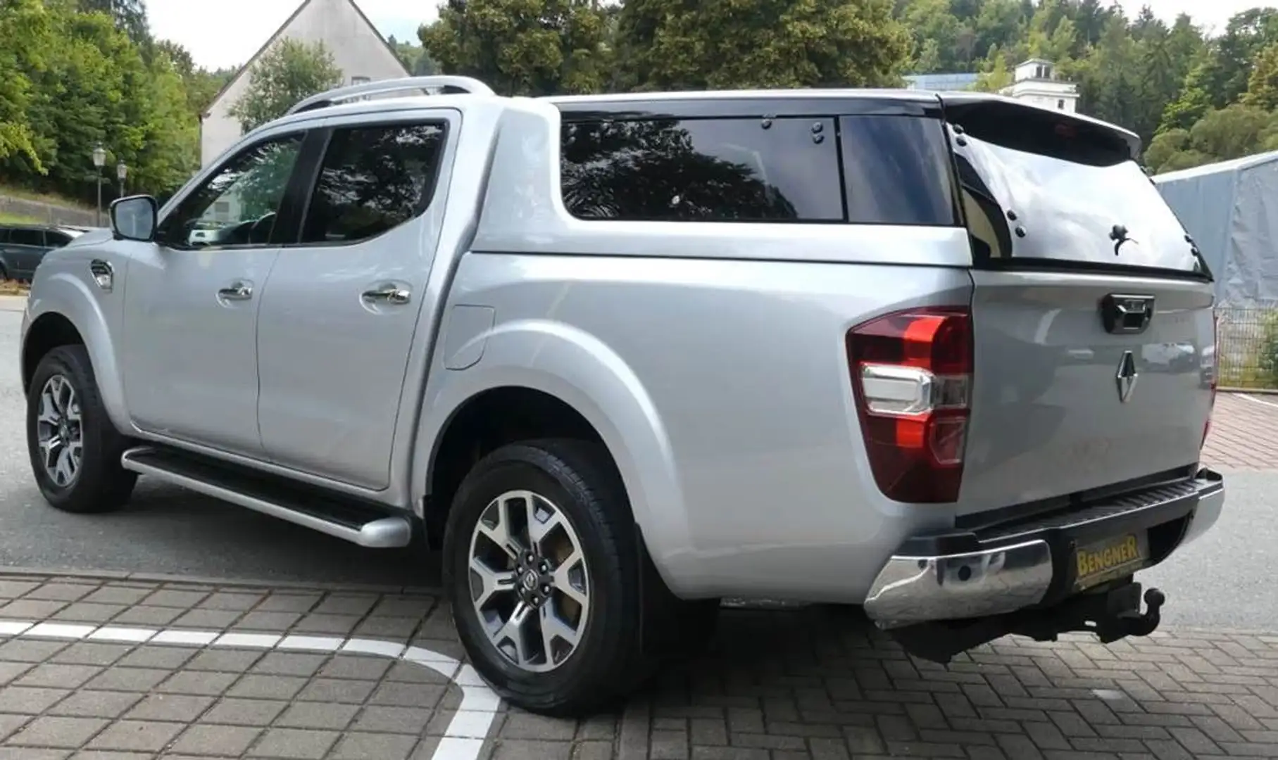 Renault Alaskan 2.3 dci 190 double cabine Intens Double Cab 4x4 Gris - 2