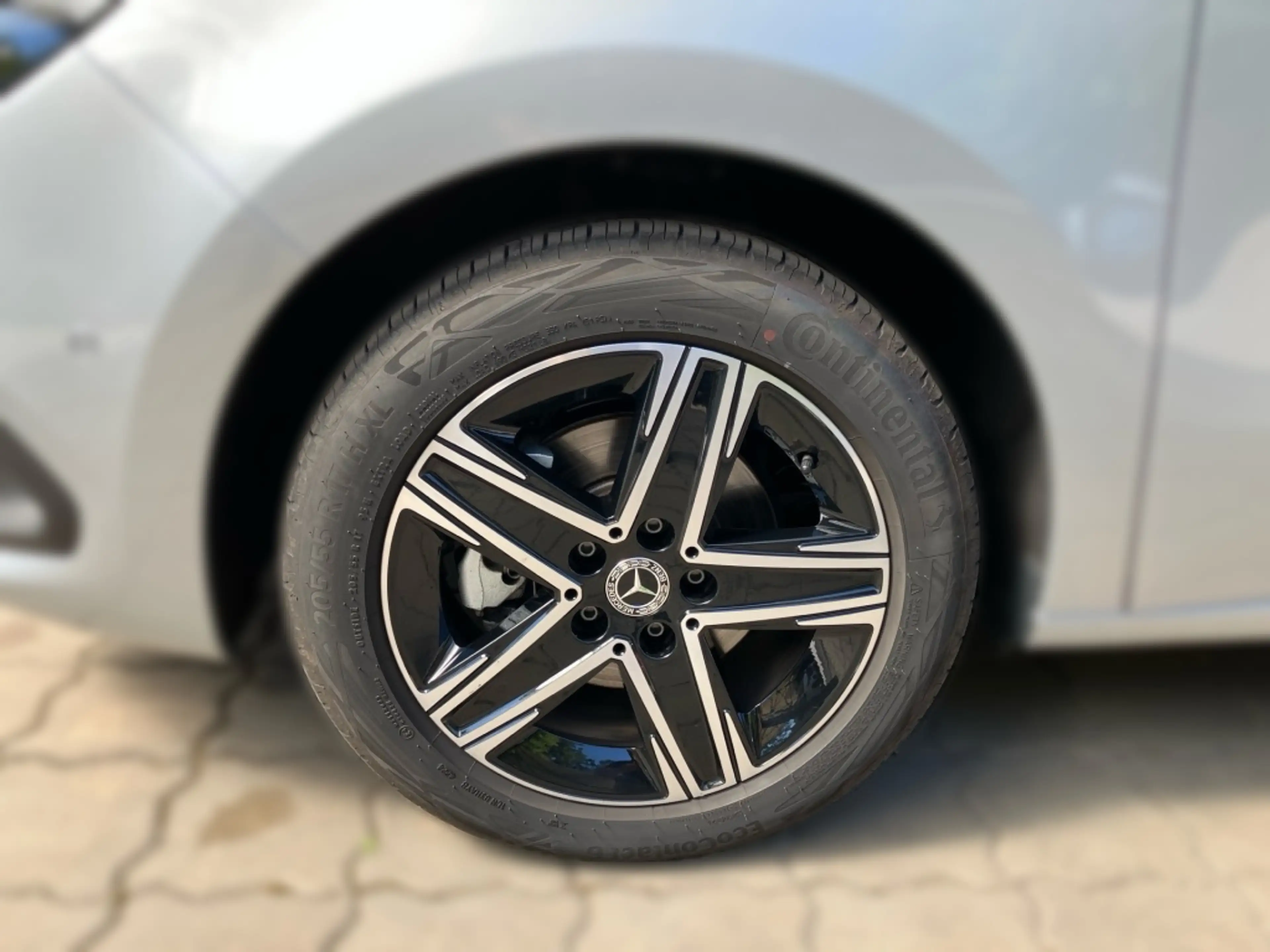 Mercedes-Benz T-Class T 180 d PROGRESSIVE -LED, AHK, KEYLESS — photo 3