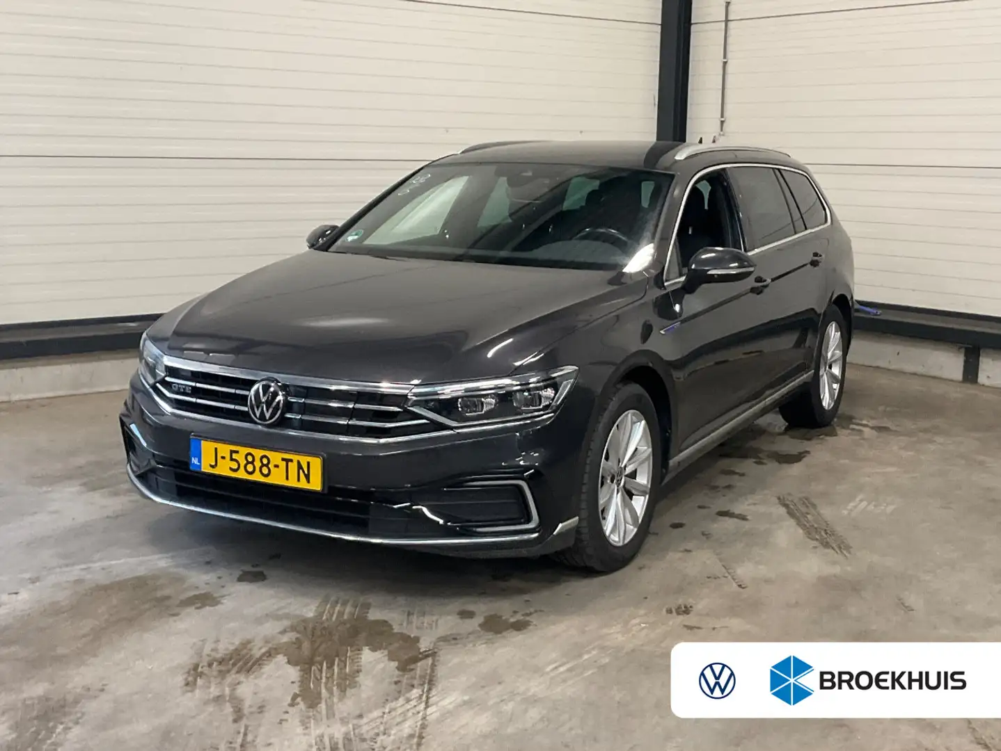 Volkswagen Passat Variant 1.4 TSI 204 pk PHEV GTE Business 6-DSG | Trekhaak Gris - 1
