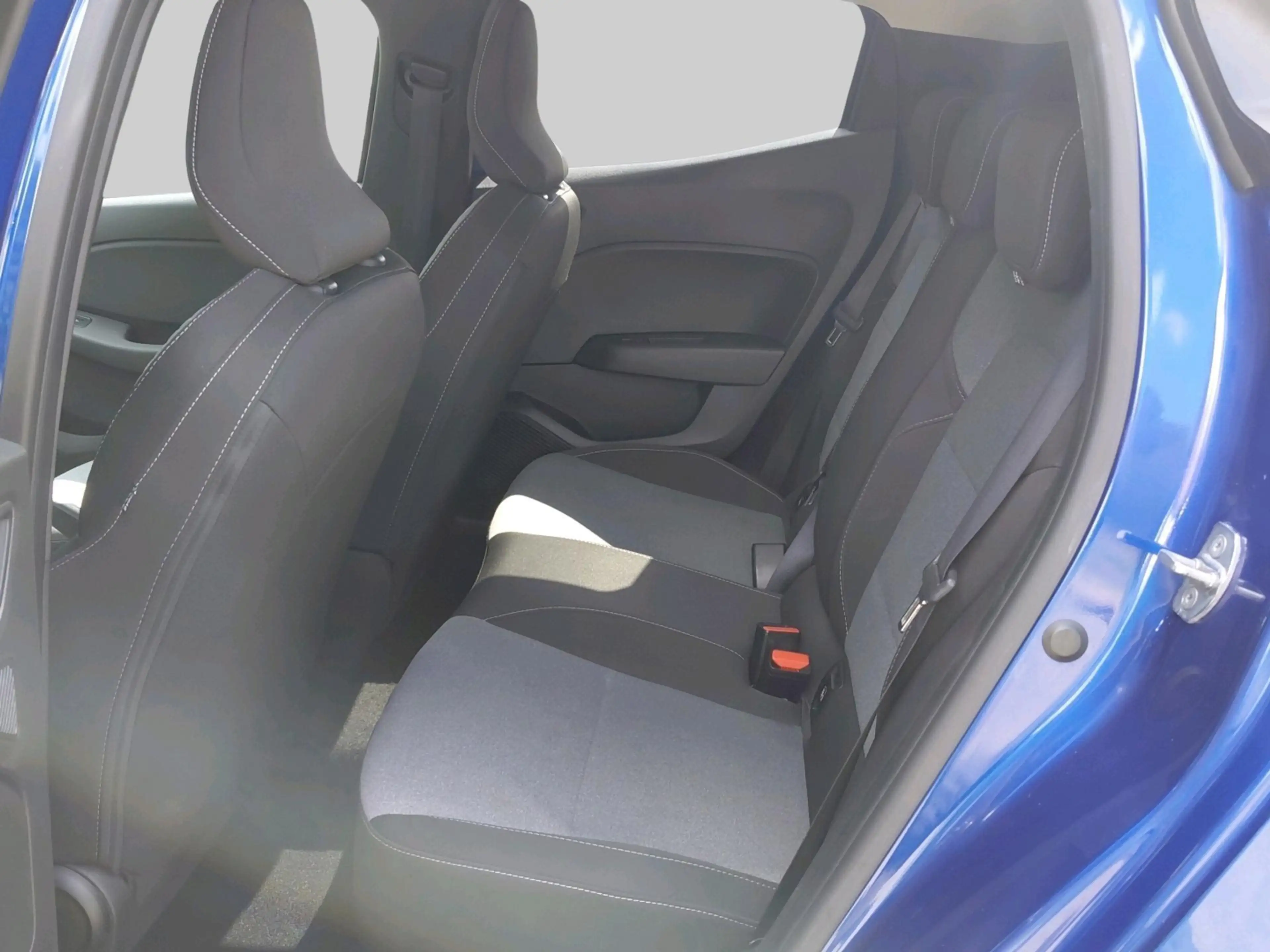 Mitsubishi Colt 1.0T MT Intense | Apple Carplay/Android Auto|telef — photo 6
