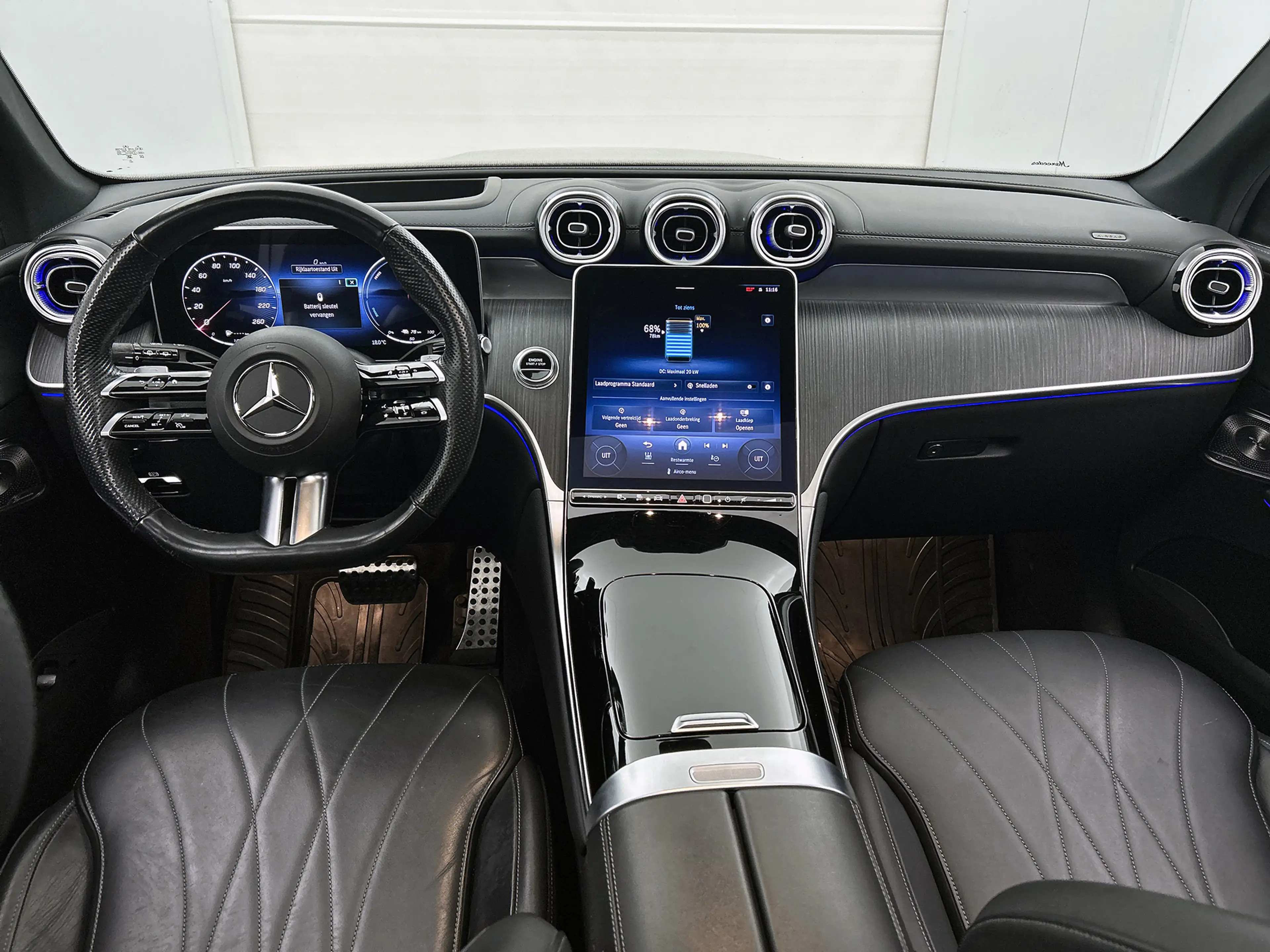Mercedes-Benz GLC 300 300e 4MATIC AMG Plug-In Hybride | Panoramadak | Tr — photo 5