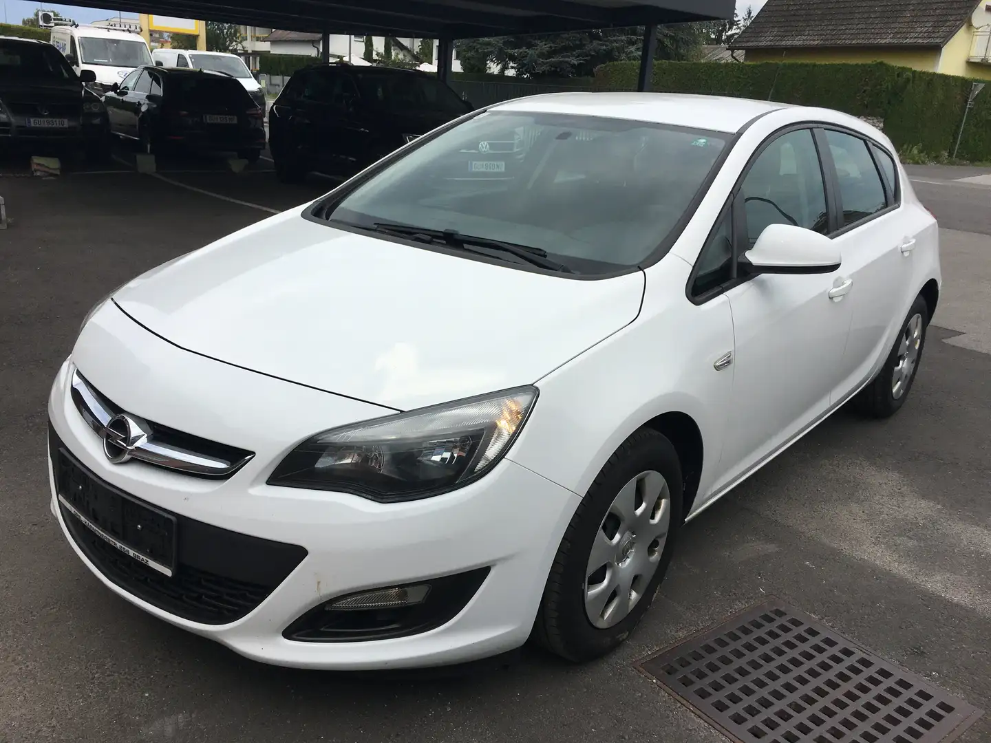 Opel Astra Astra 1,4 ecoflex Edition Edition Weiß - 1