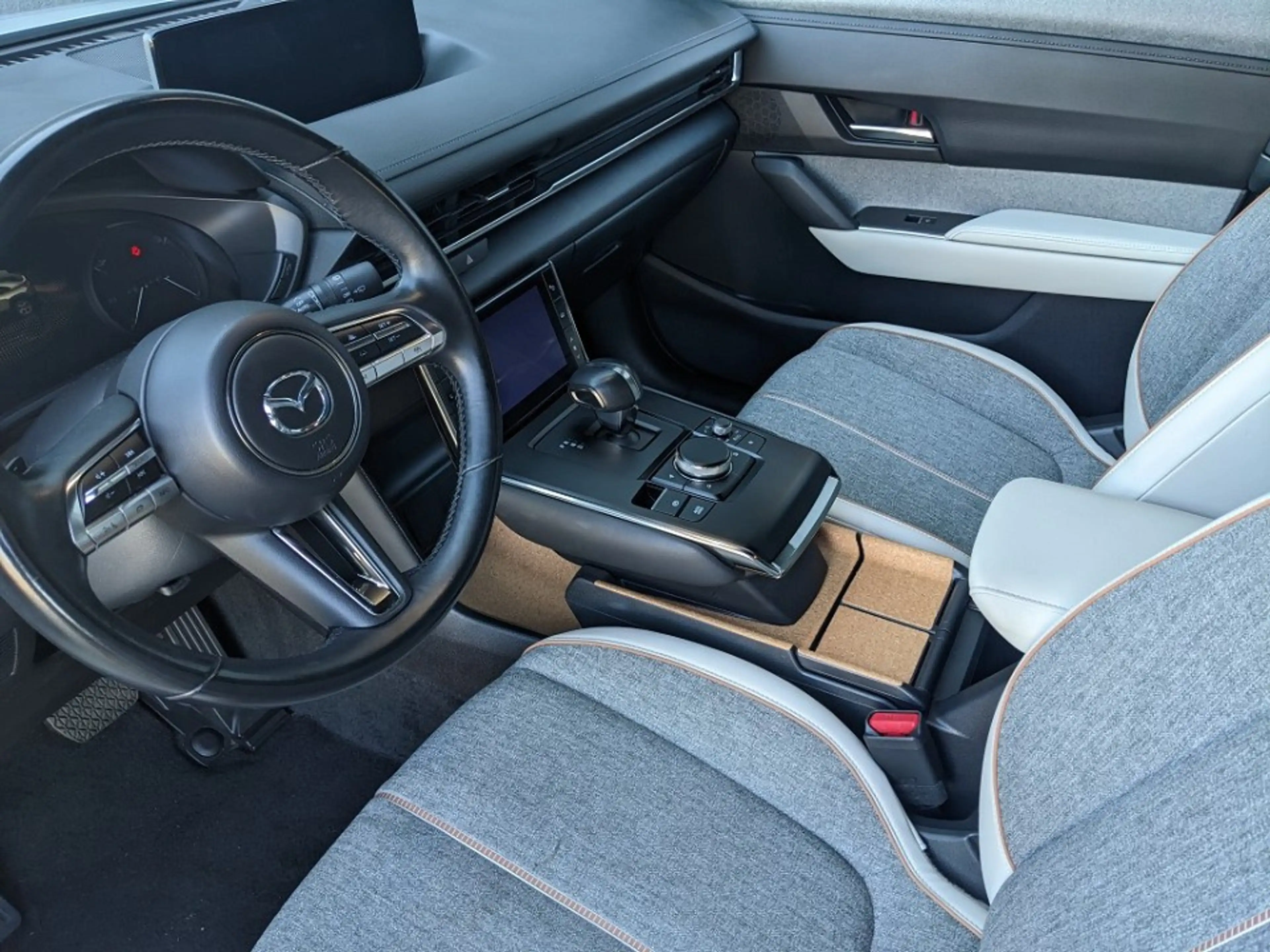Mazda MX-30 e-SKYACTIV EV Advantage Matrix-LED Navi — photo 10