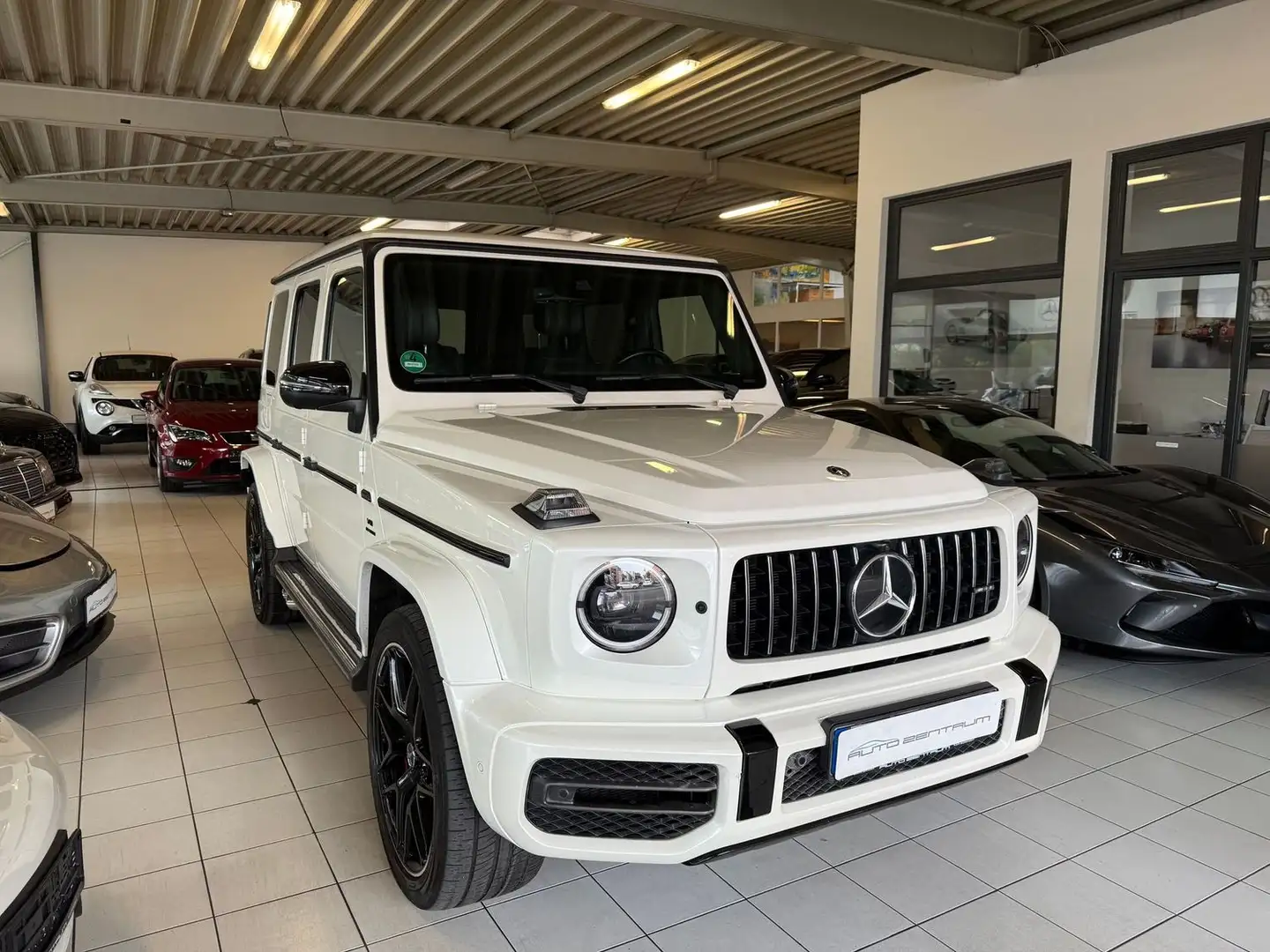 Mercedes-Benz G 63 AMG DISTRO.BURMES/SCHIEBE/SITZKÜHL/MB GARANTIE Weiß - 1
